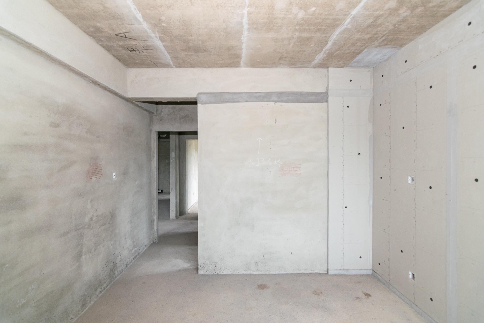 润和谷山郡(悦禧山庄水榭花都) 3室2厅2卫 107.0万 润和谷山郡(悦禧山庄水榭花都) 3室2厅2卫 107.0万卧室