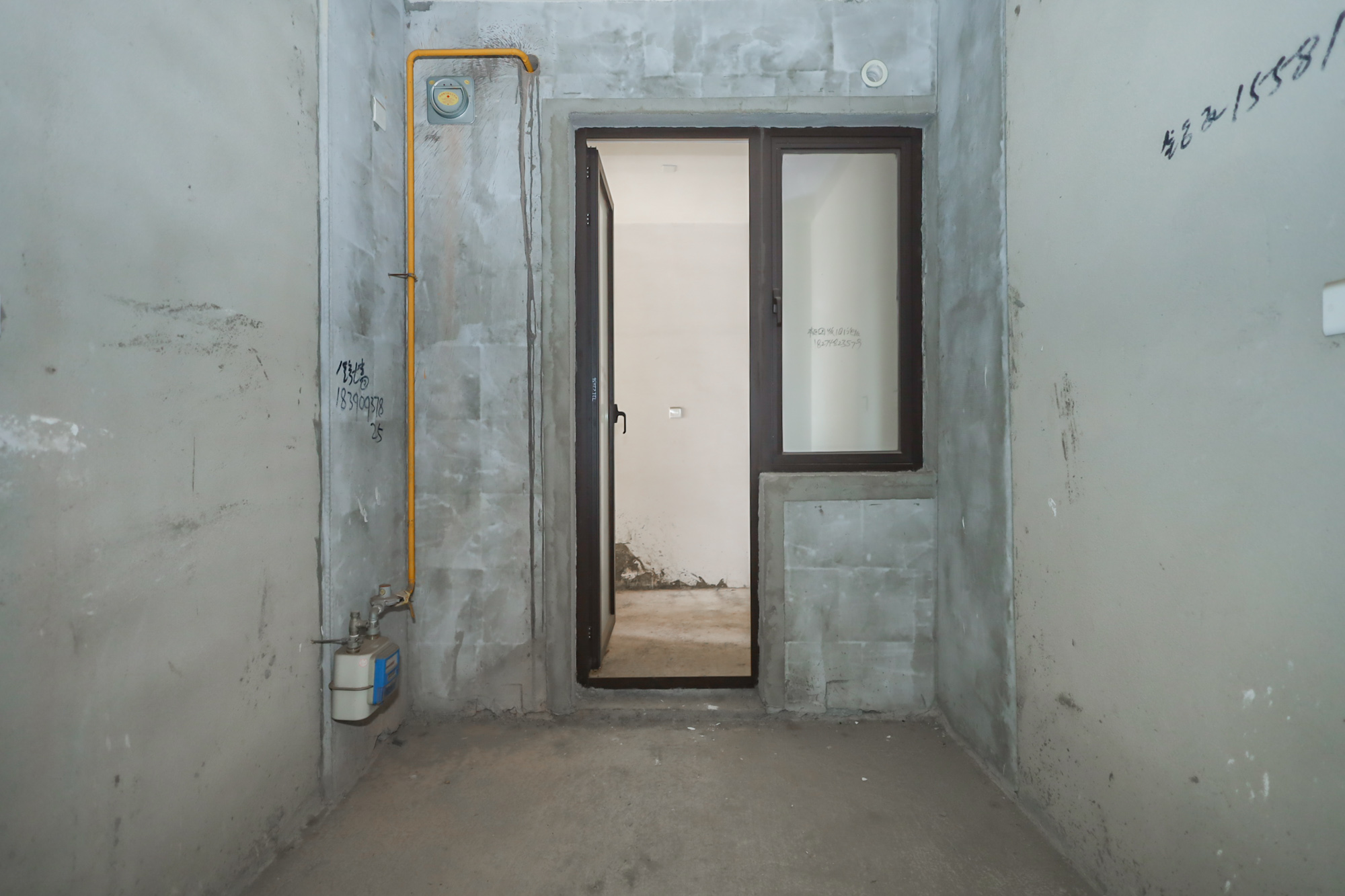 保利西海岸A区 3室2厅1卫 185.0万 保利西海岸A区 3室2厅1卫 185.0万厨房