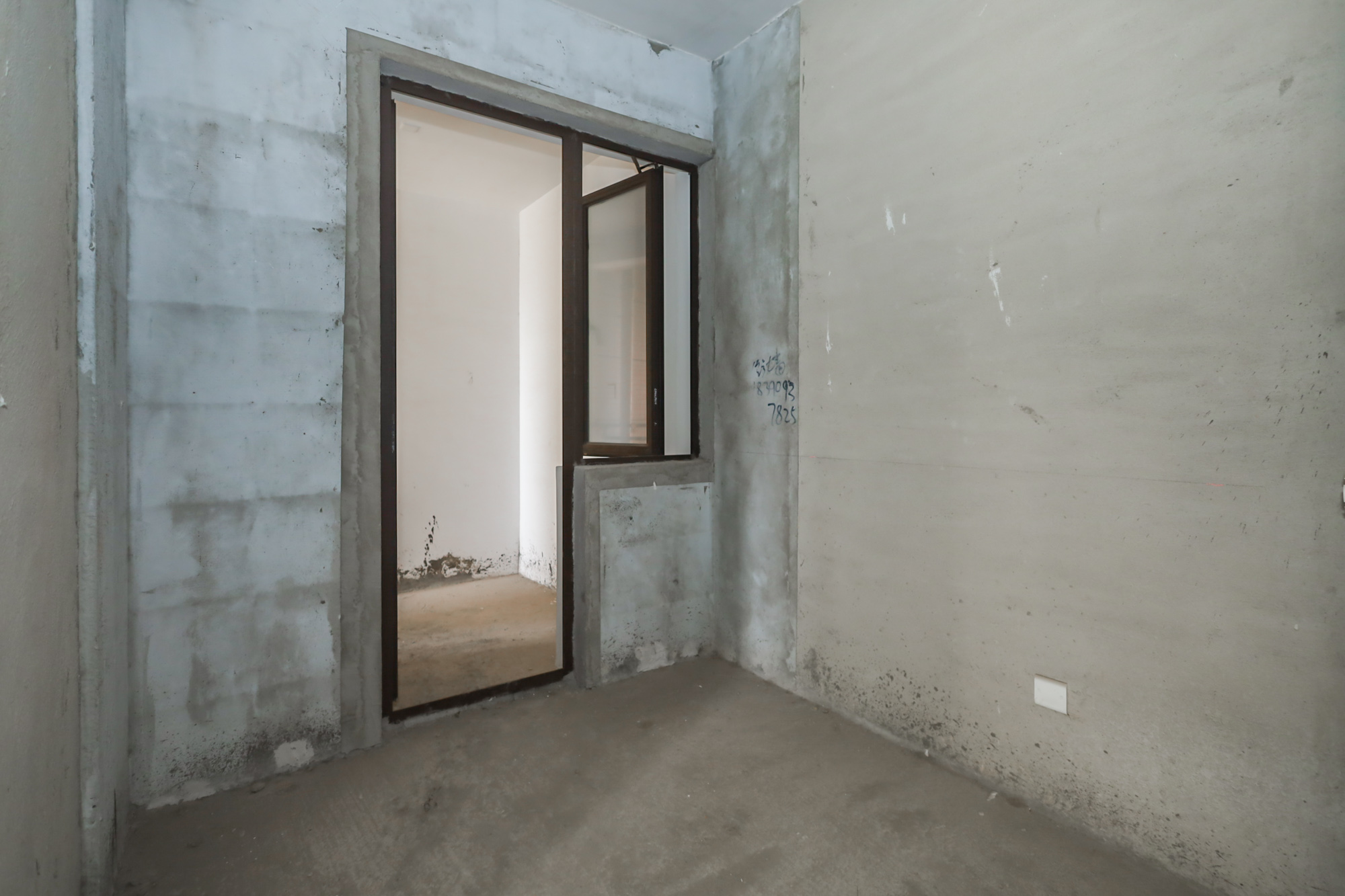 保利西海岸A区 3室2厅1卫 185.0万 保利西海岸A区 3室2厅1卫 185.0万其他