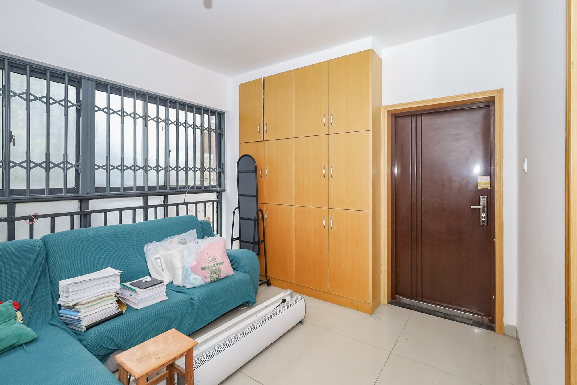 钰龙天下一期 3室2厅2卫 240.0万 钰龙天下一期 3室2厅2卫 240.0万卧室