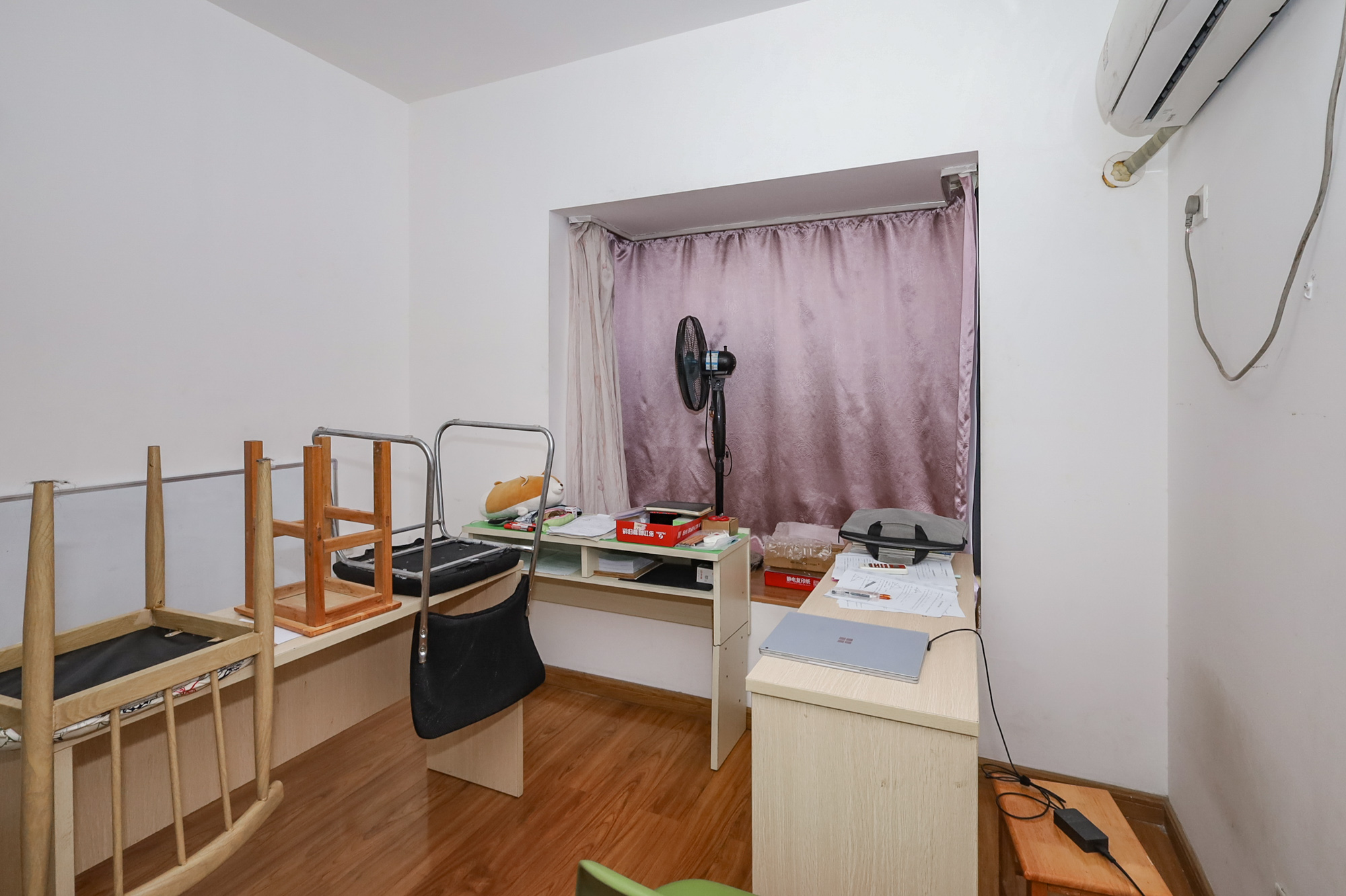 钰龙天下一期 3室2厅2卫 240.0万 钰龙天下一期 3室2厅2卫 240.0万卧室