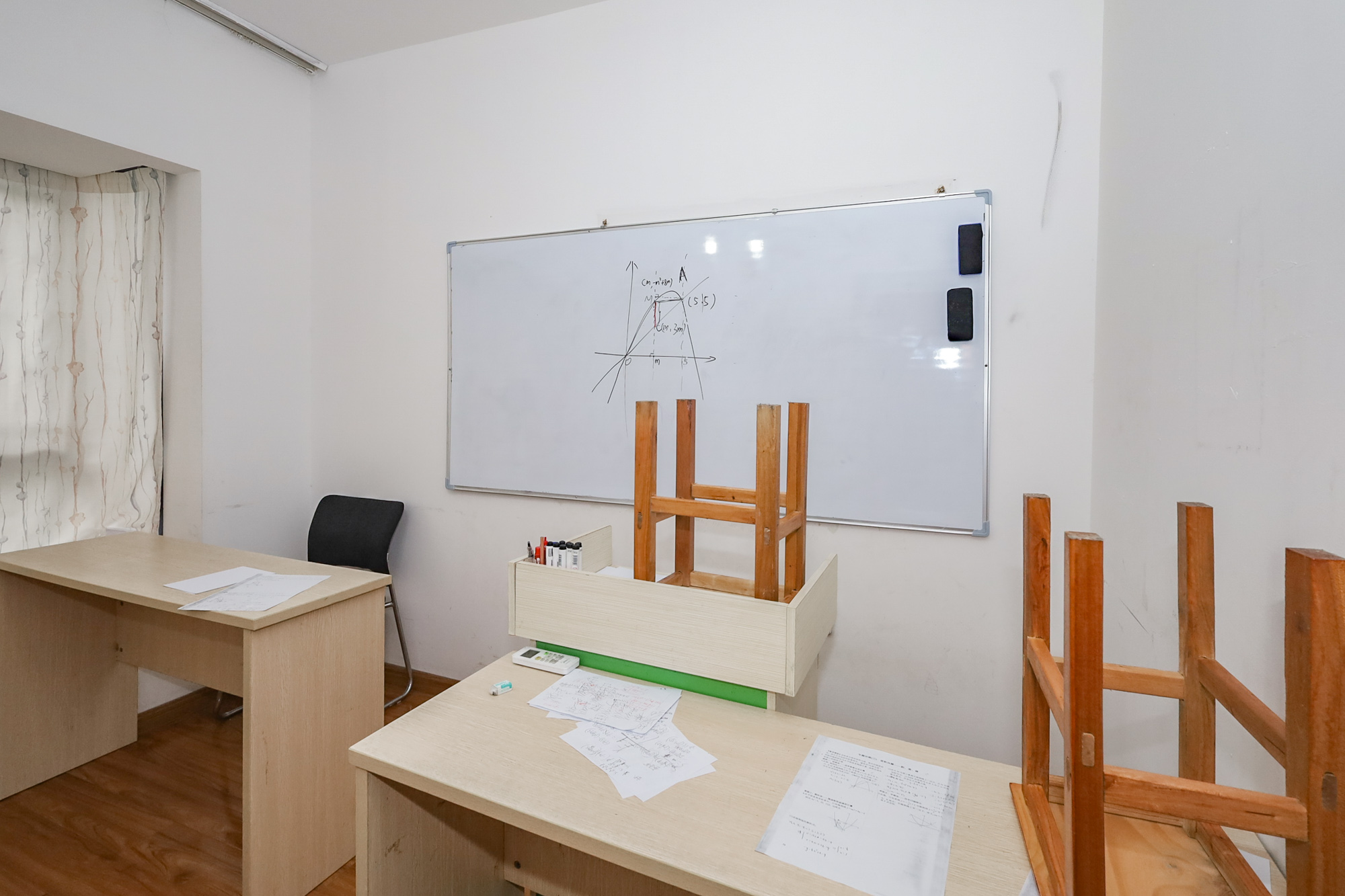 钰龙天下一期 3室2厅2卫 240.0万 钰龙天下一期 3室2厅2卫 240.0万卧室