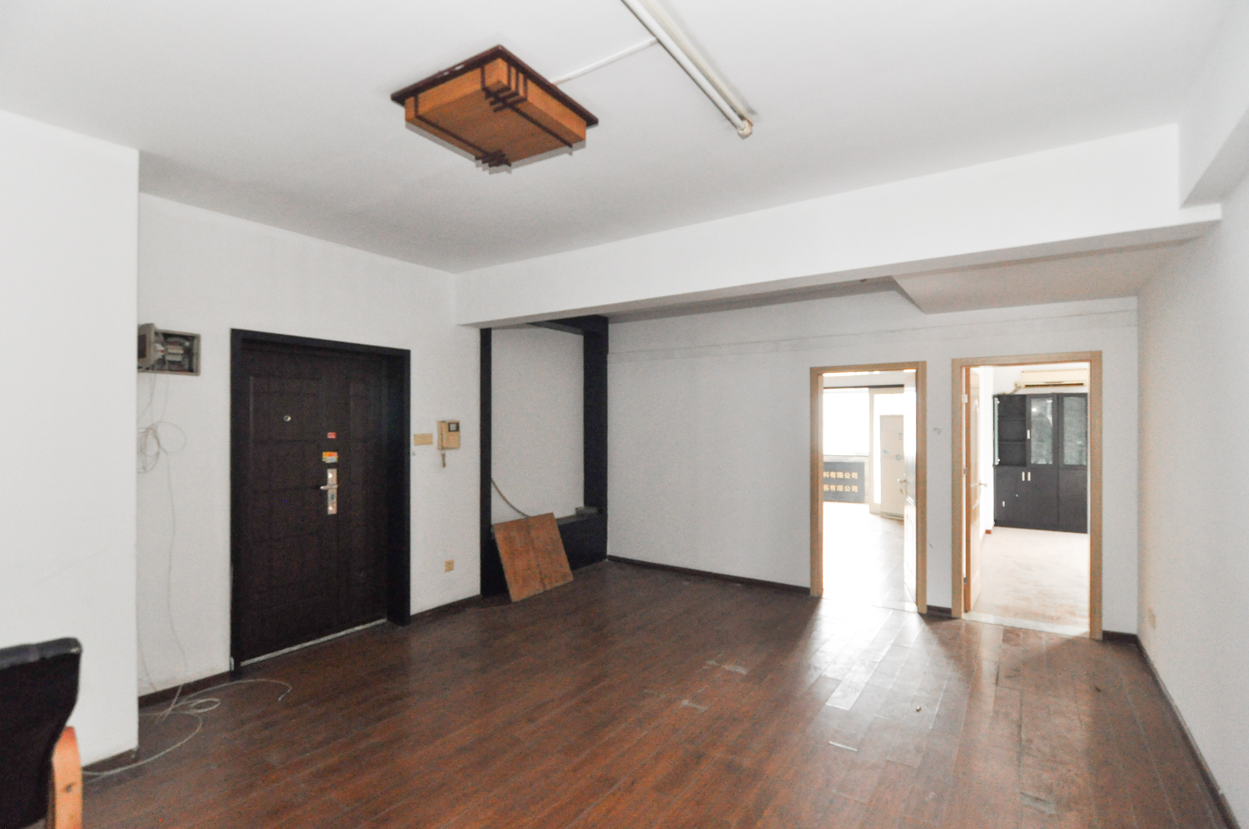 时代帝景  4室2厅2卫   150.00万其他