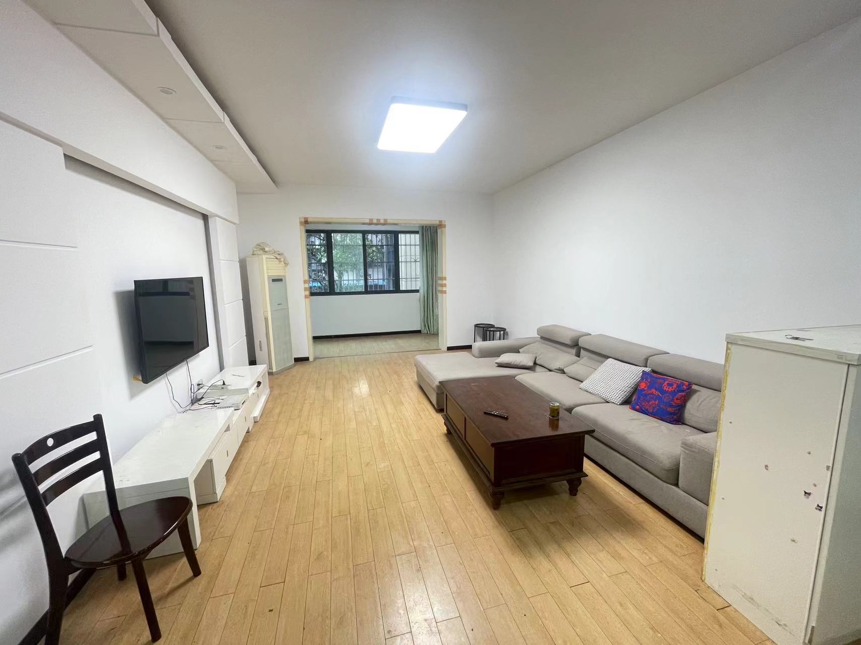 德政花苑  3室2厅2卫    38.0万 德政花苑  3室2厅2卫    38.0万