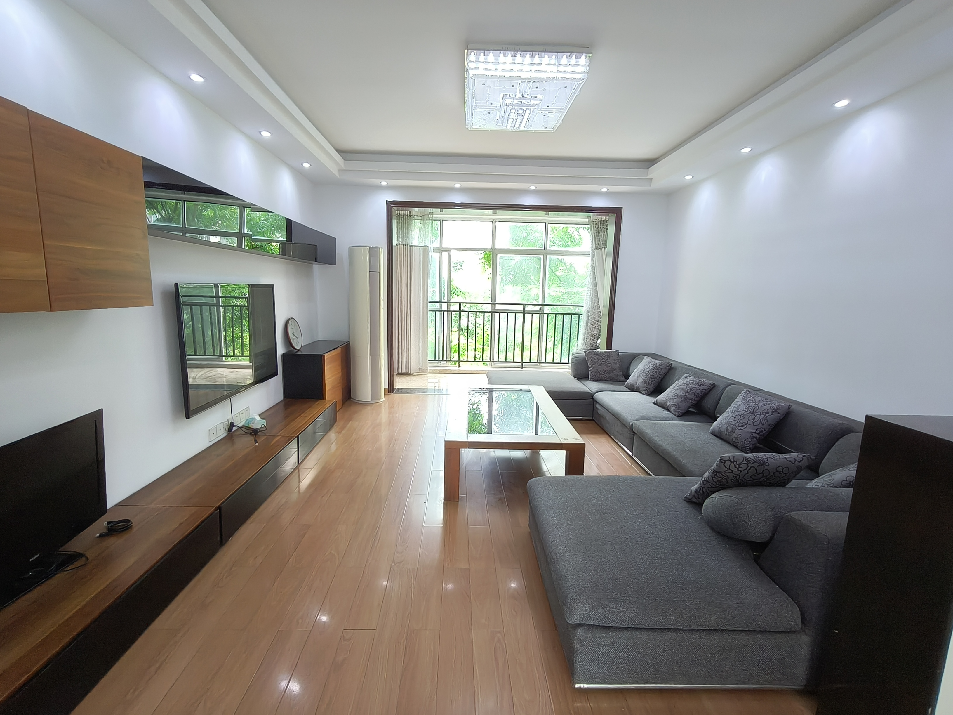 新城壹号 3室2厅2卫 49.8万 新城壹号 3室2厅2卫 49.8万室内图