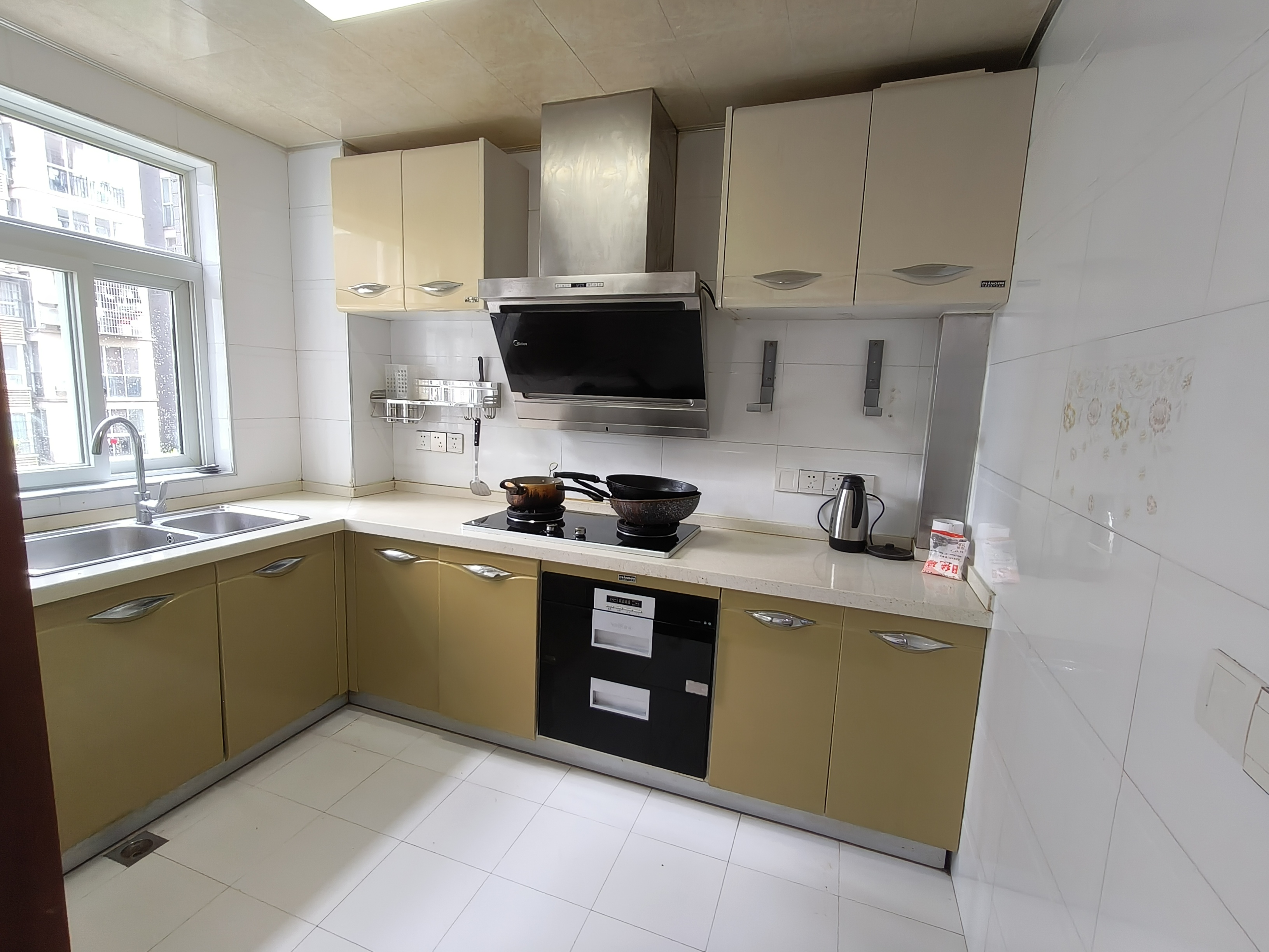 新城壹号 3室2厅2卫 49.8万 新城壹号 3室2厅2卫 49.8万室内图