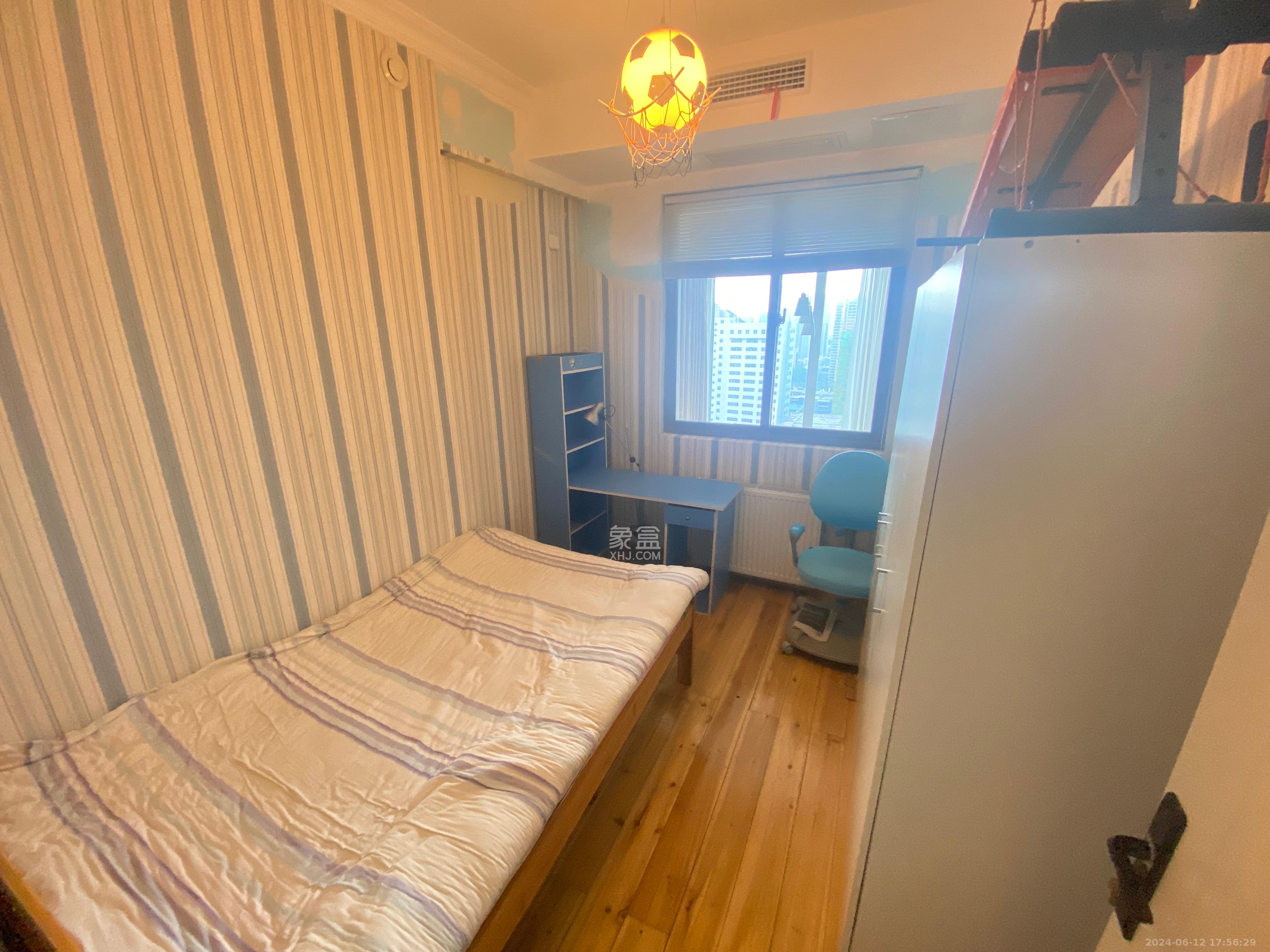建鸿达华都（华都小户型及大华写字楼）  4室2厅3卫   7500.00元/月室内图