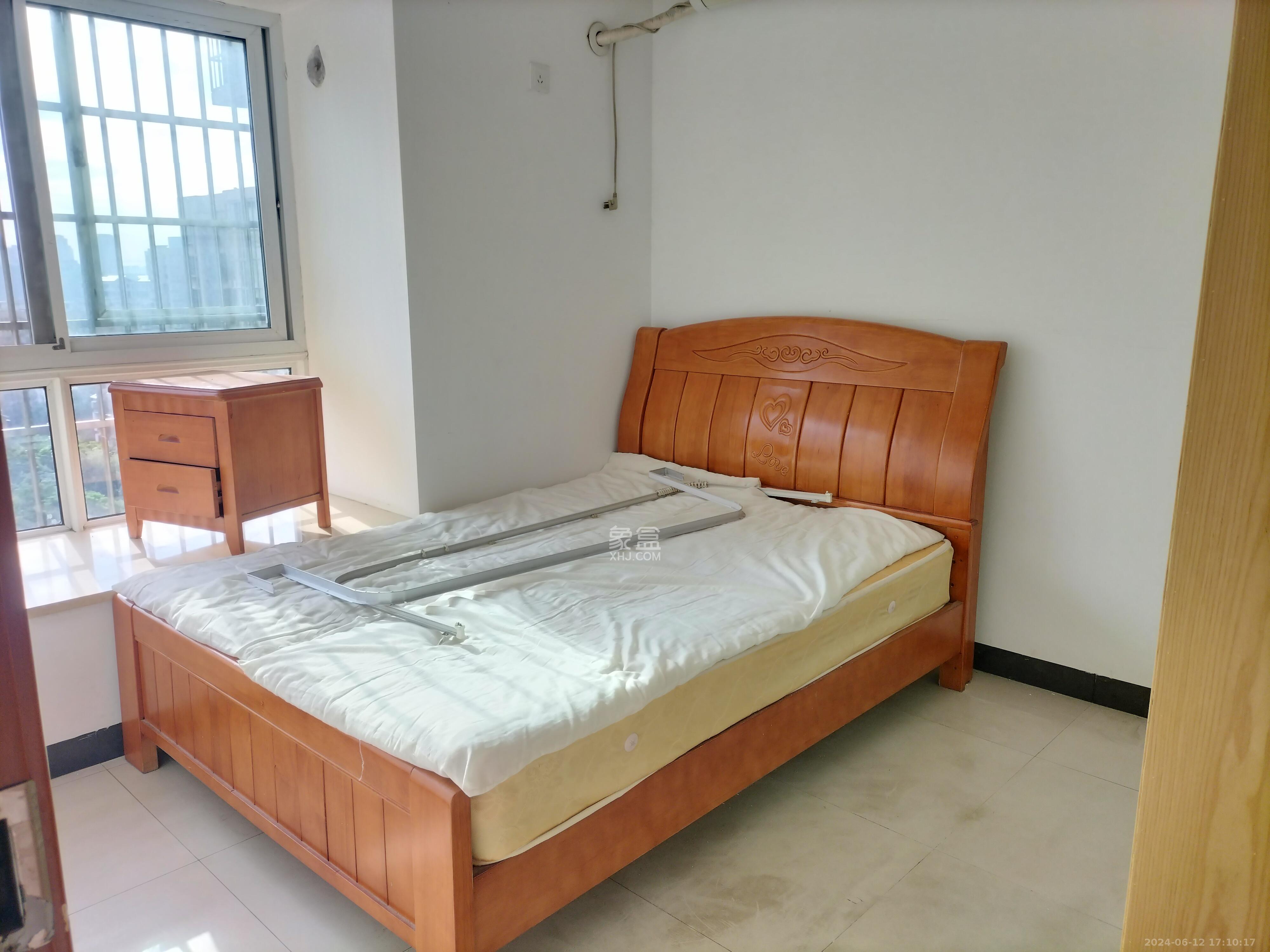 家兴苑  2室2厅1卫   2200.00元/月室内图