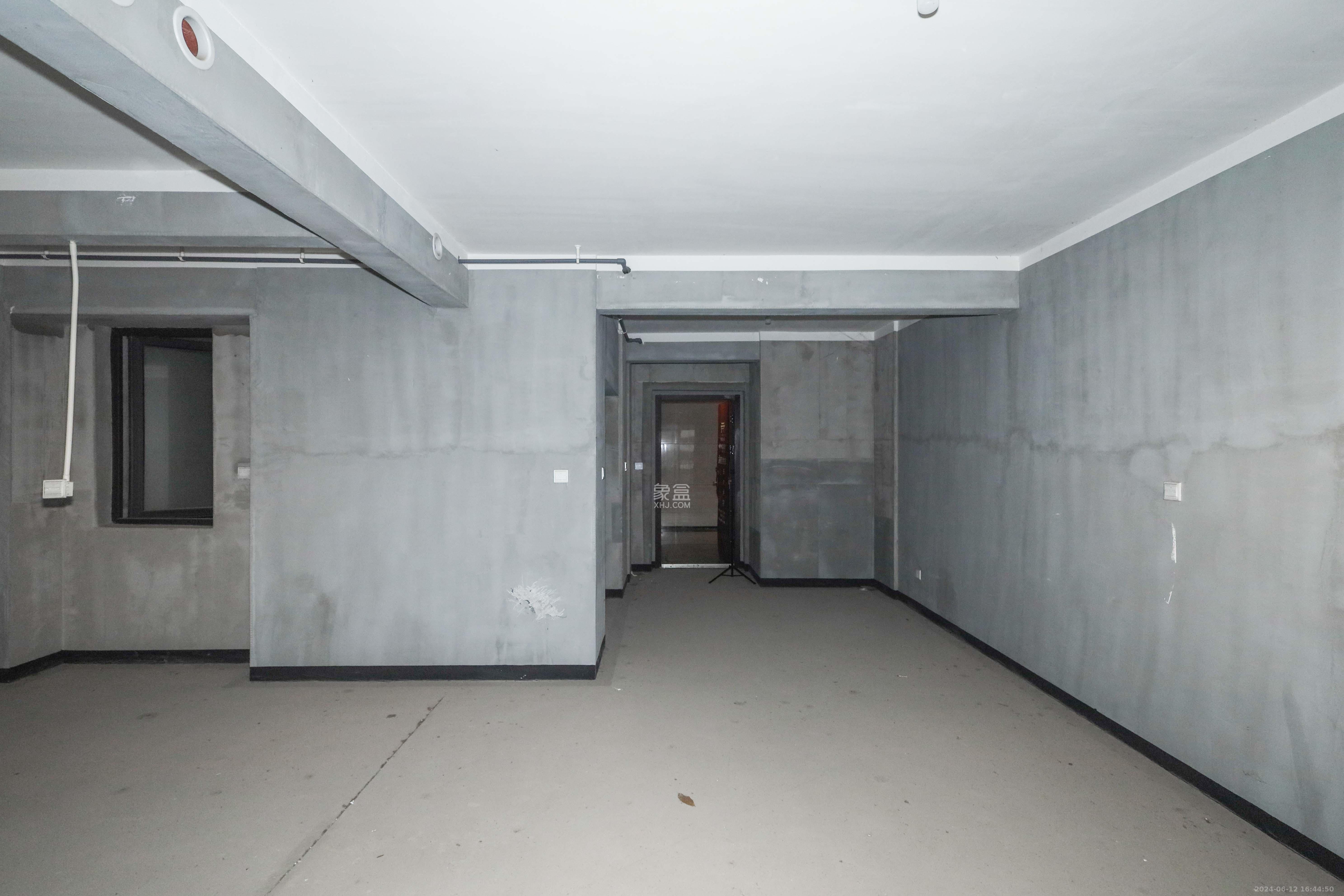 建发央著  3室1厅1卫   3000.00元/月室内图