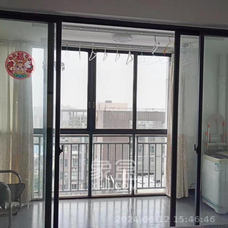 新景未来城 3室2厅2卫 1500.00元/月 新景未来城 3室2厅2卫 1500.00元/月室内图