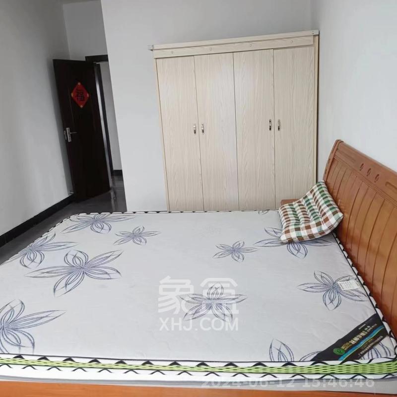 新景未来城 3室2厅2卫 1500.00元/月 新景未来城 3室2厅2卫 1500.00元/月室内图