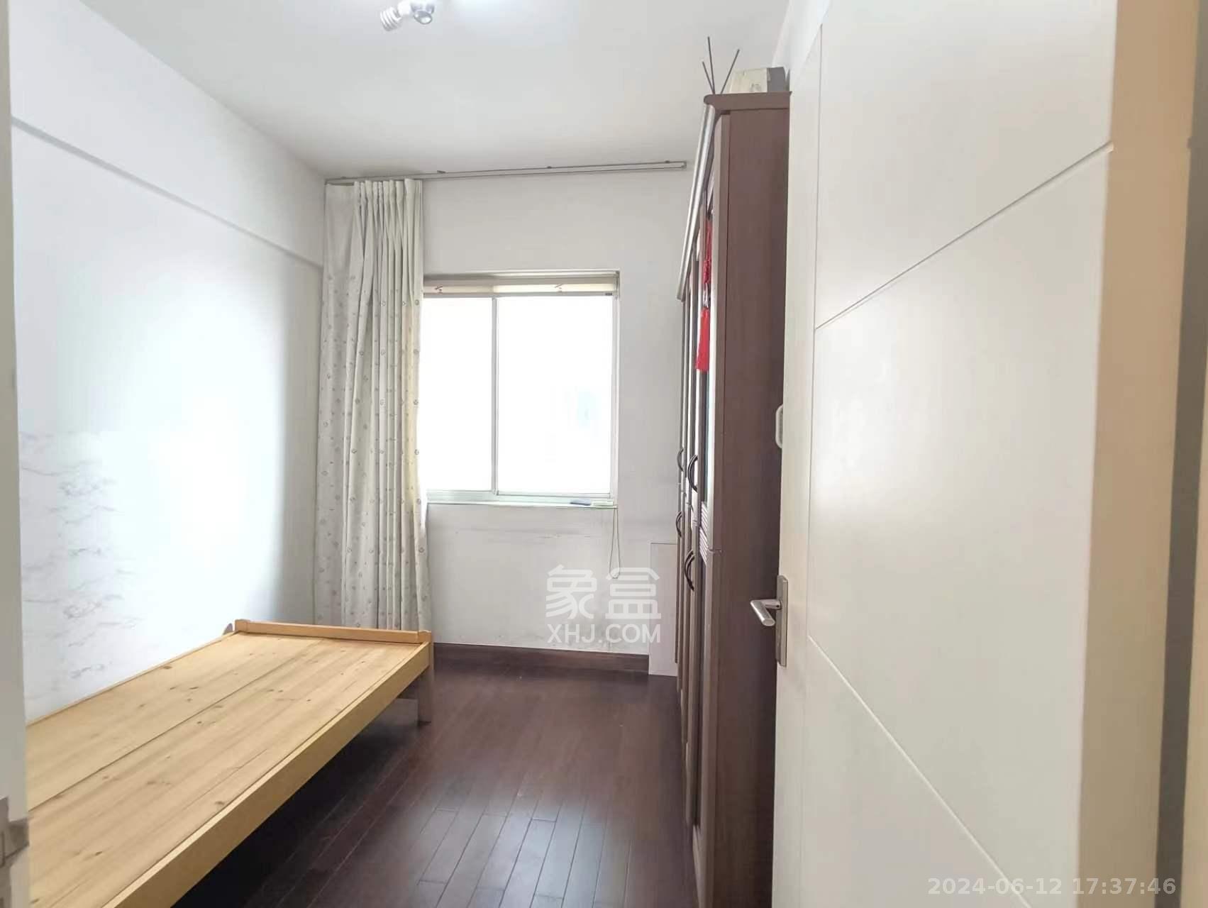 奧克大廈  4室2廳2衛(wèi)   5000.00元/月室內(nèi)圖