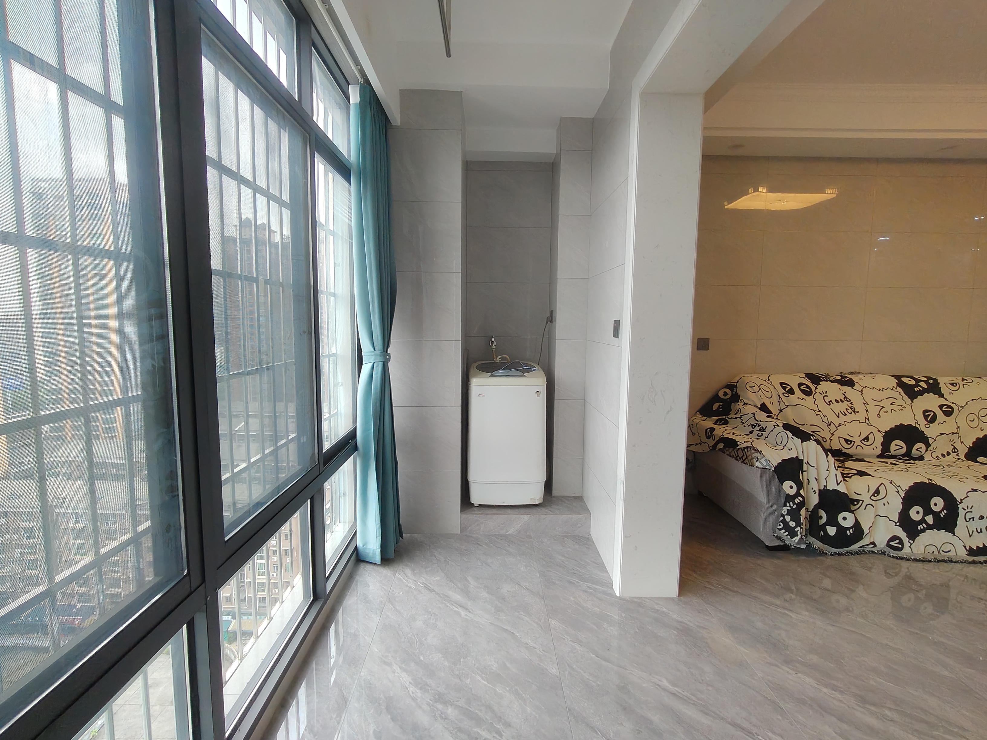 长湖新村  2室2厅1卫    1800.0元/月室内图