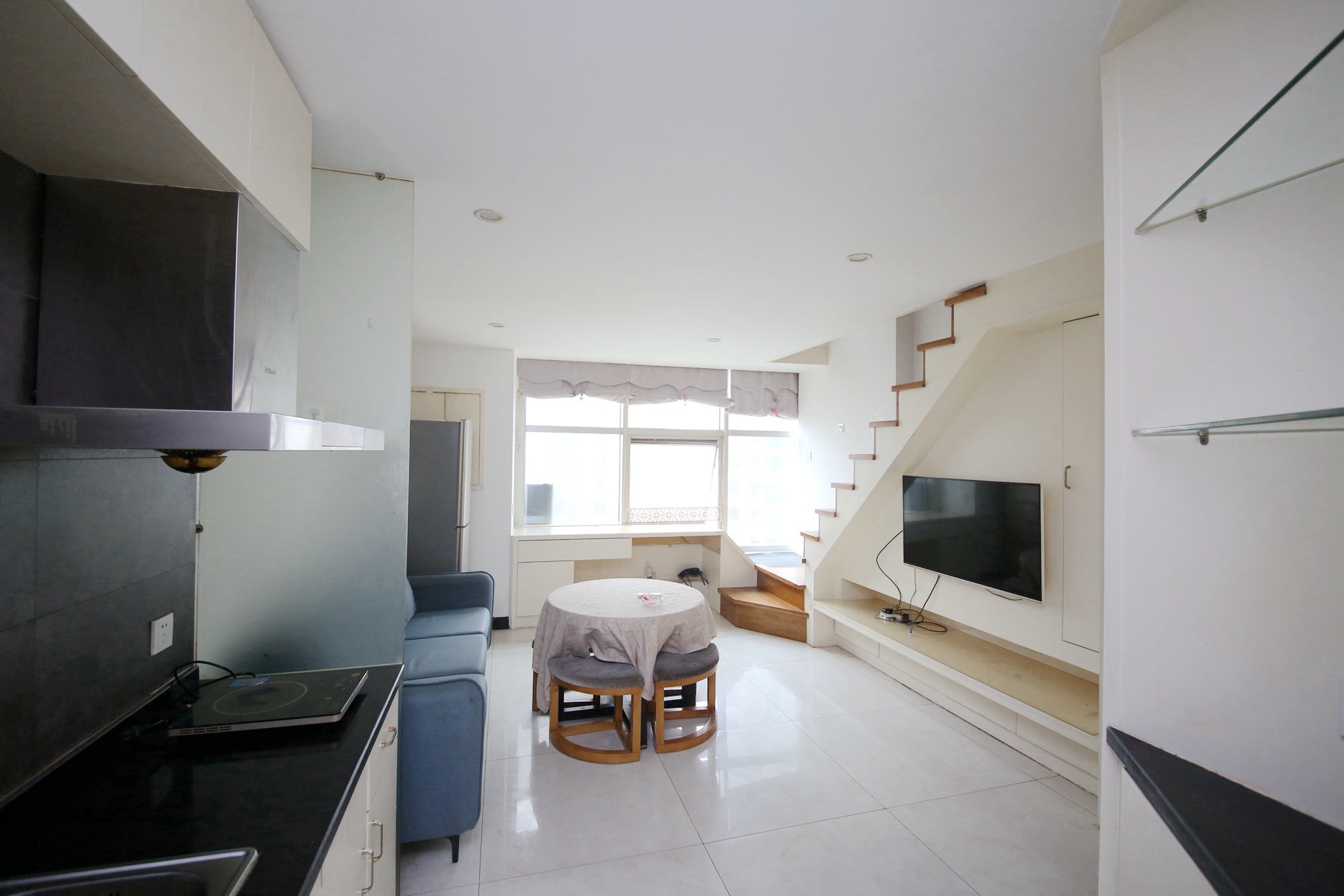 融圣国际  2室1厅1卫    40.0万客厅