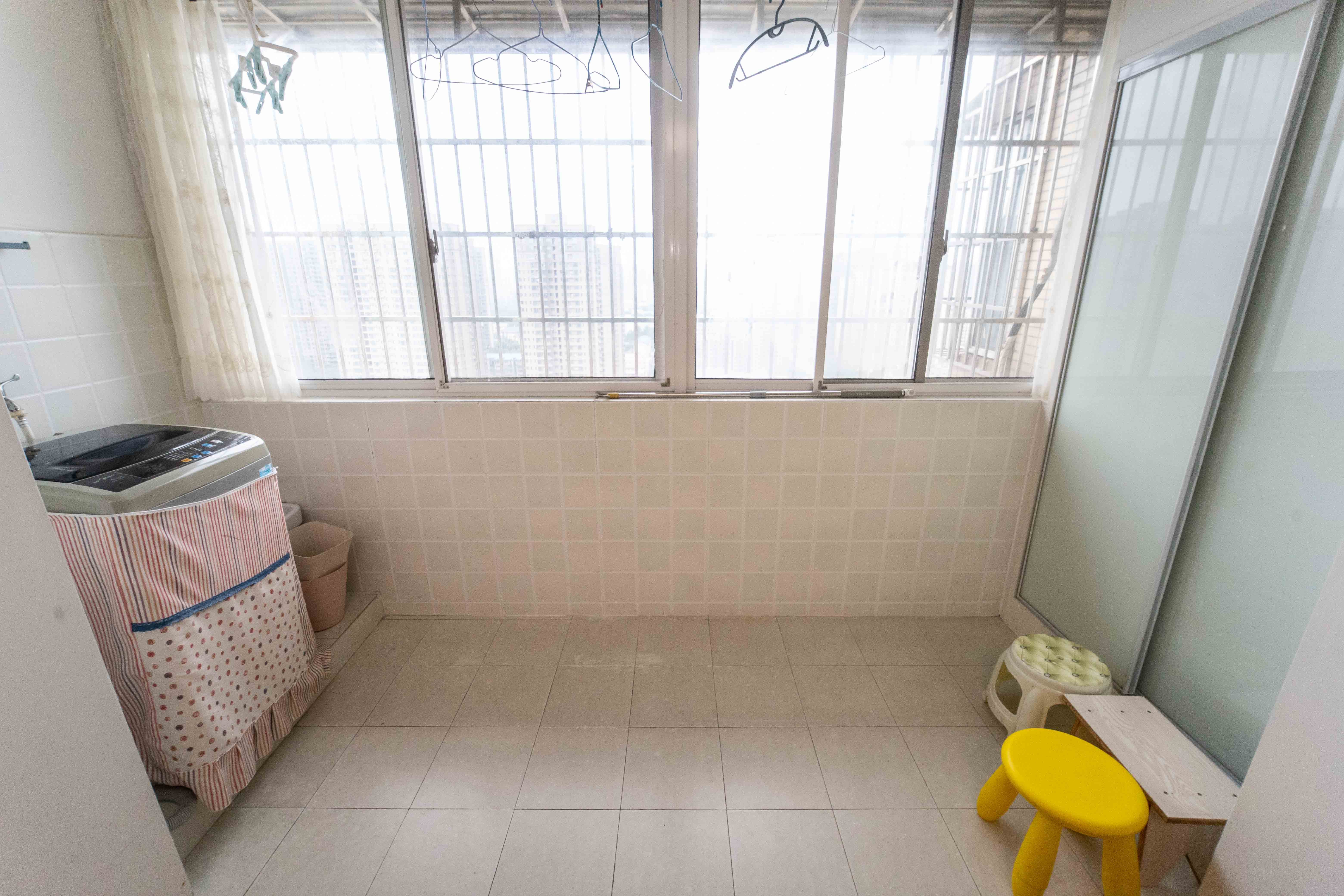 芙蓉上河图 3室2厅1卫 79.8万 芙蓉上河图 3室2厅1卫 79.8万阳台