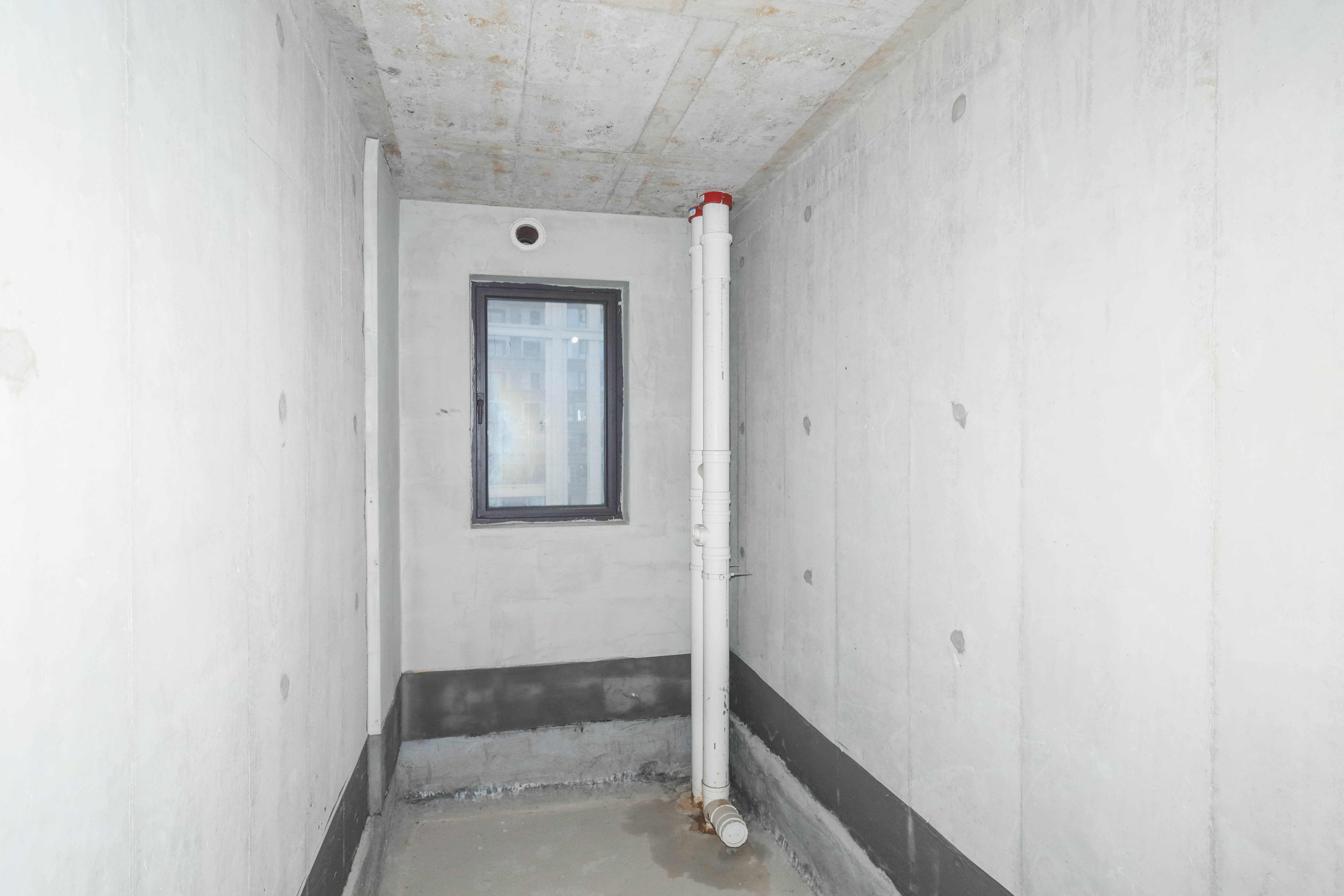 建发央著  4室2厅2卫   300.00万卫生间