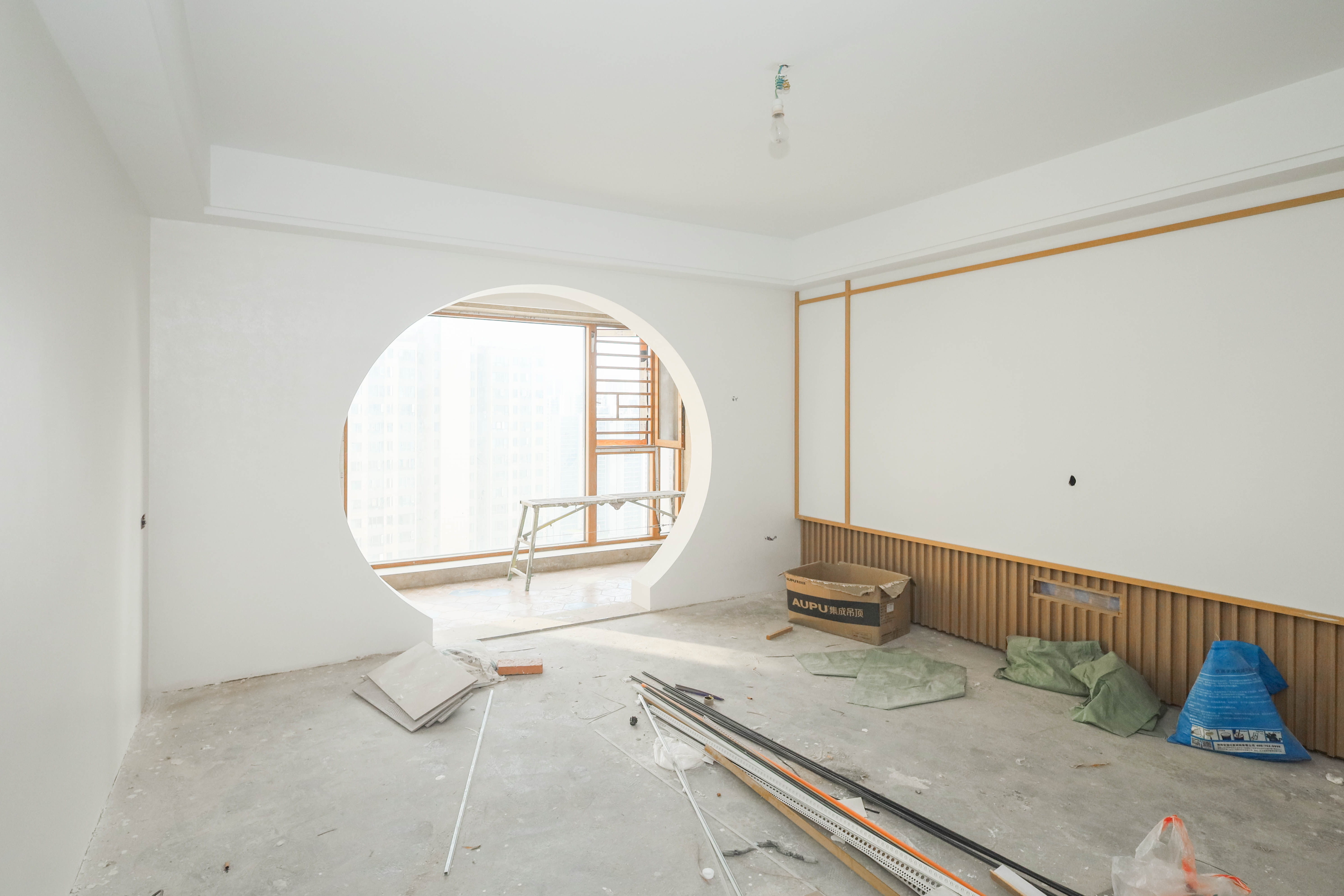 中国铁建梅溪青秀三期  4室2厅2卫   227.00万客厅