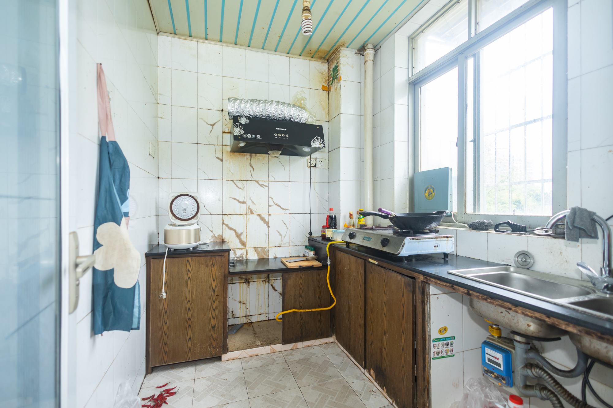 星沙汽配城(大塘村农机市场) 2室1厅1卫 29.8万 星沙汽配城(大塘村农机市场) 2室1厅1卫 29.8万厨房