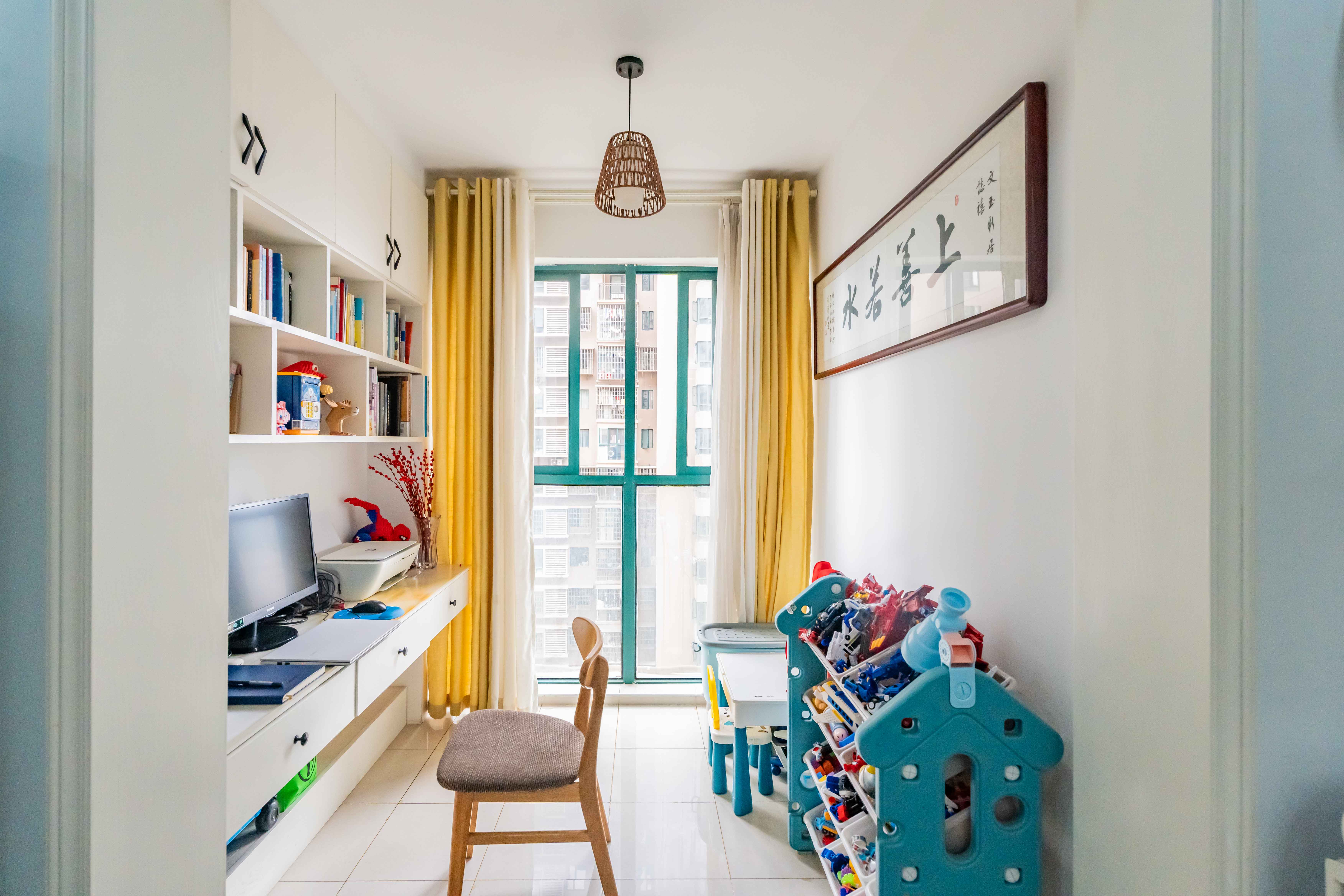 绿洲花园  3室2厅1卫    90.0万 绿洲花园  3室2厅1卫    90.0万阳台