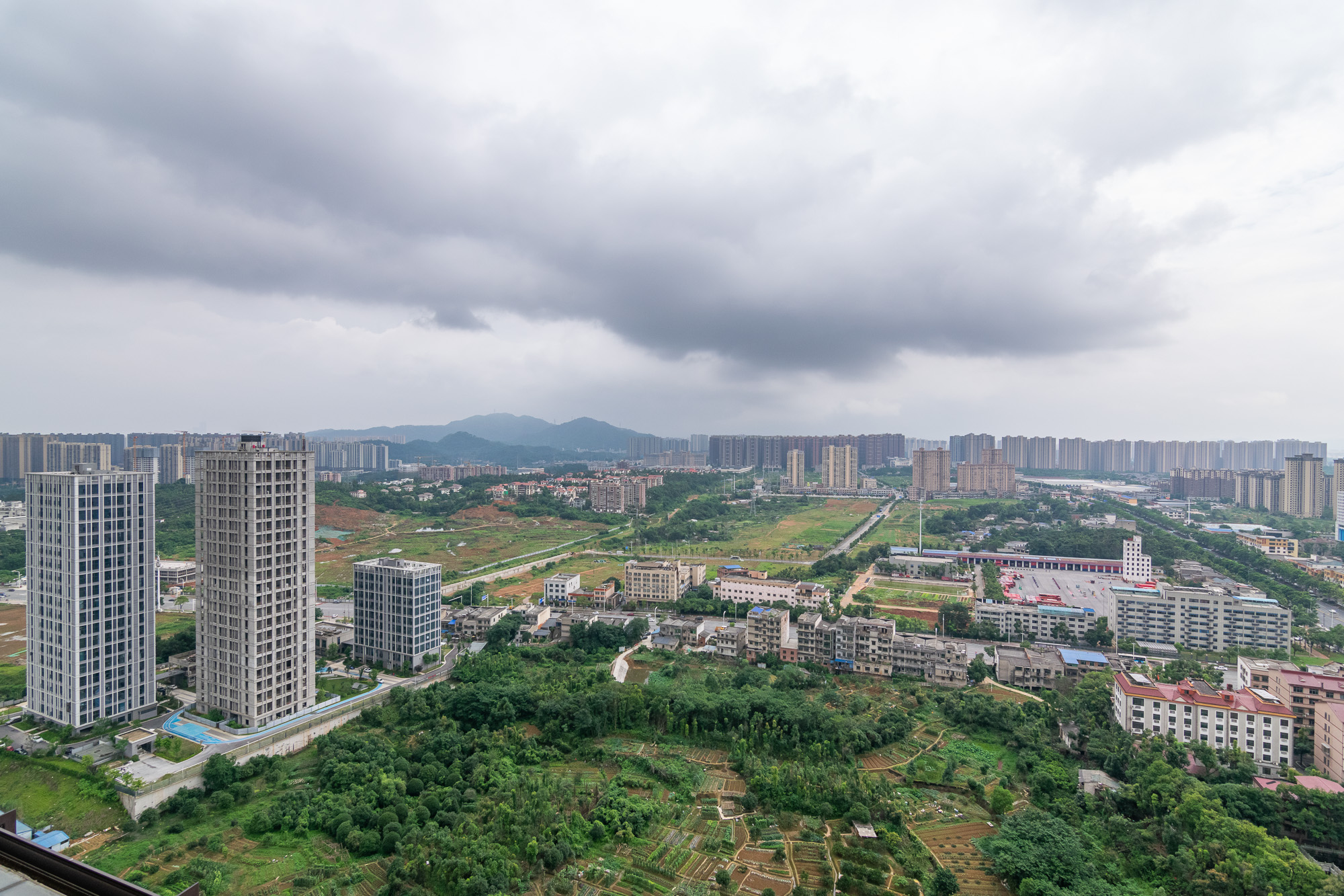 富兴悦府（富兴学府名邸)  3室2厅1卫   61.80万其他