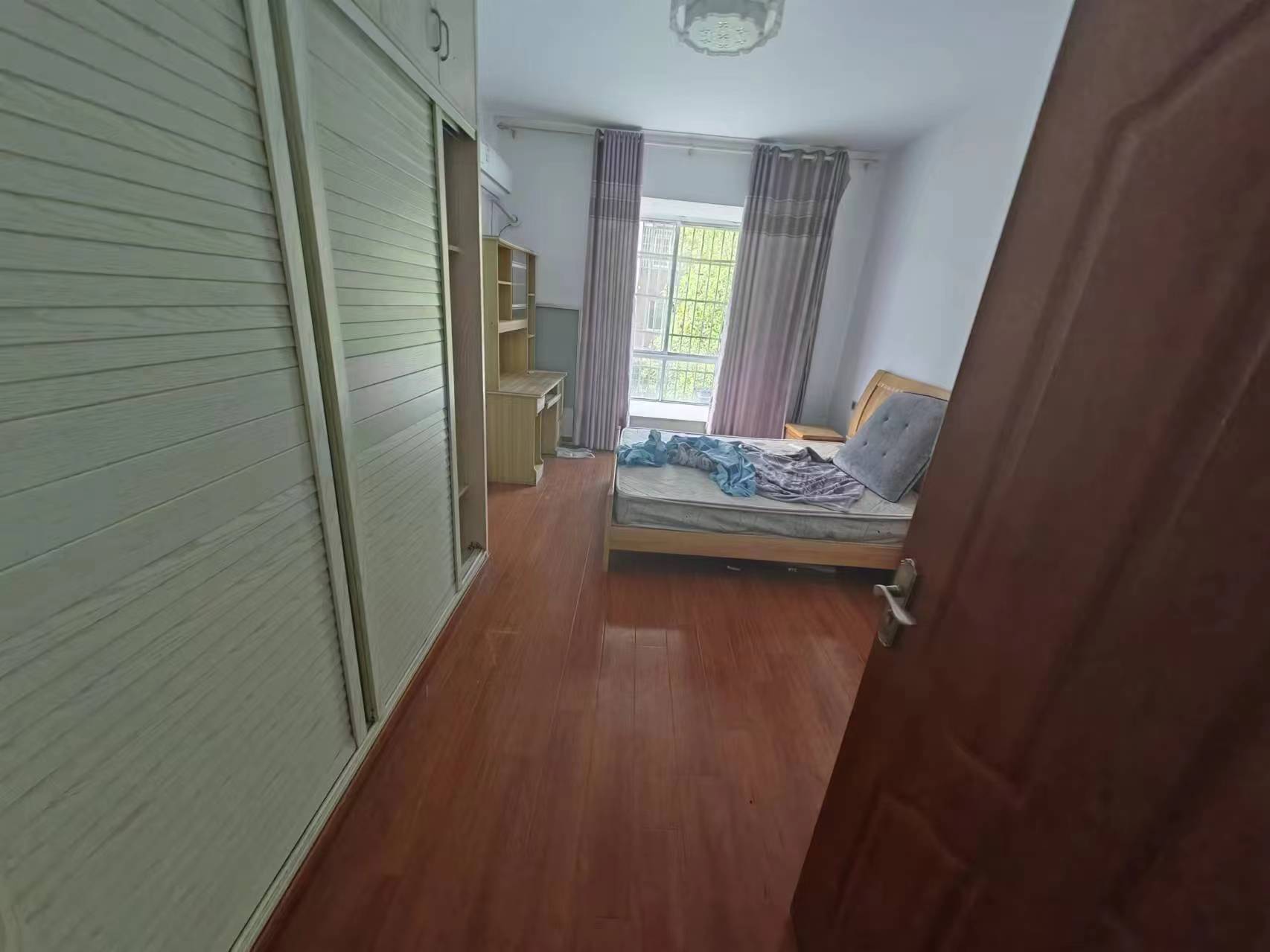 安泰小区 3室2厅2卫 55.00万 安泰小区 3室2厅2卫 55.00万室内图