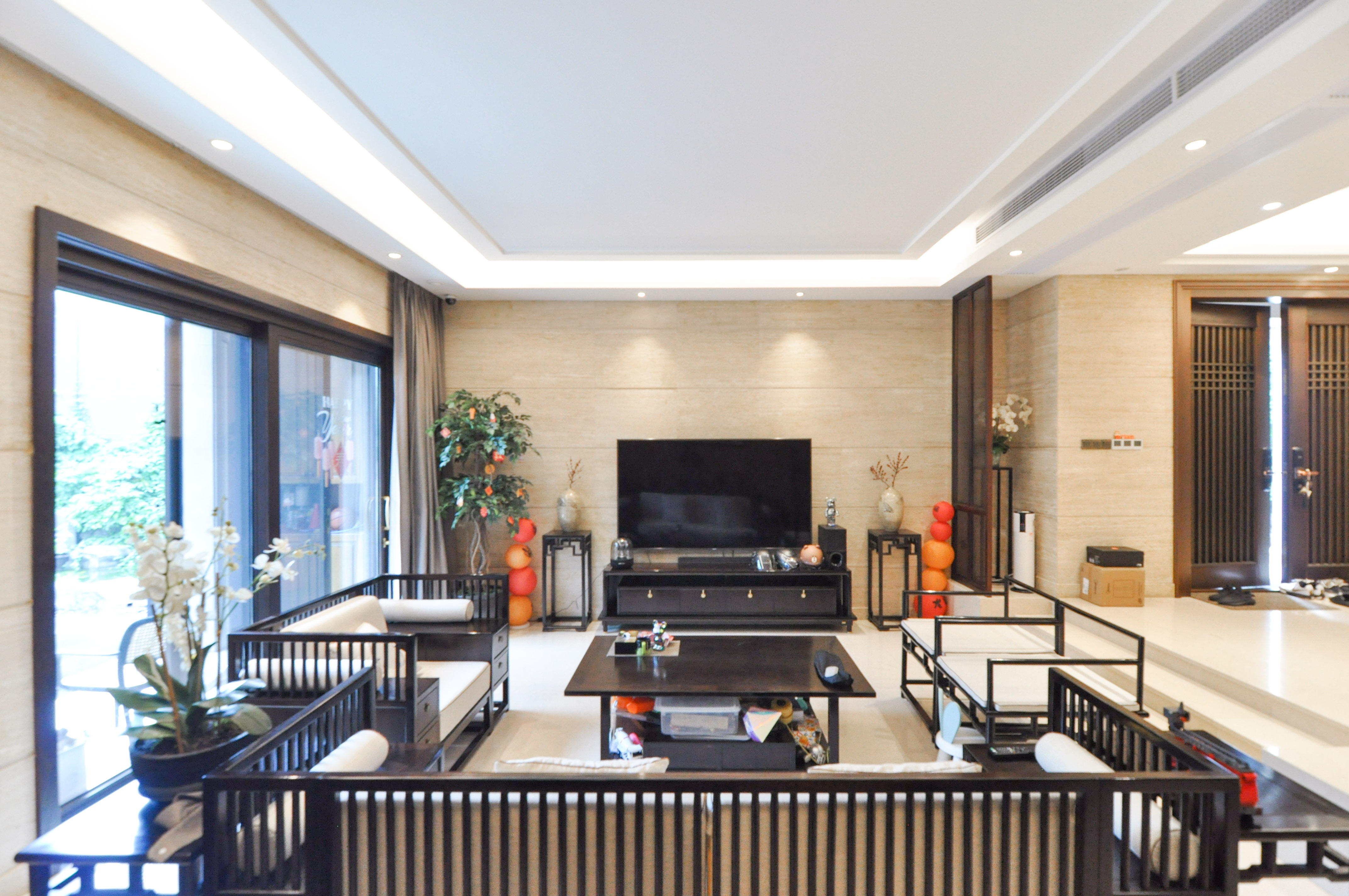 达美溪湖湾  5室3厅6卫    1480.0万 达美溪湖湾  5室3厅6卫    1480.0万客厅