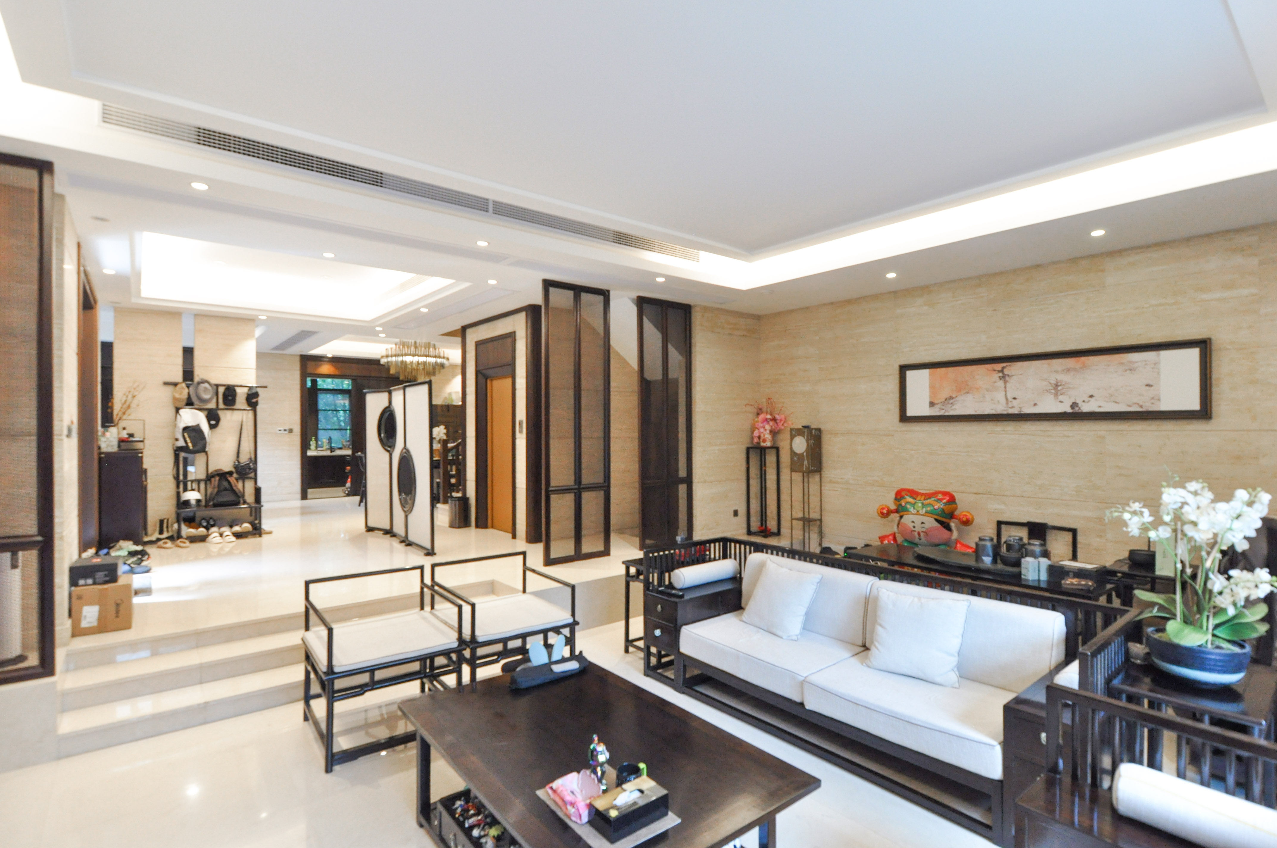 达美溪湖湾  5室3厅6卫    1480.0万 达美溪湖湾  5室3厅6卫    1480.0万客厅