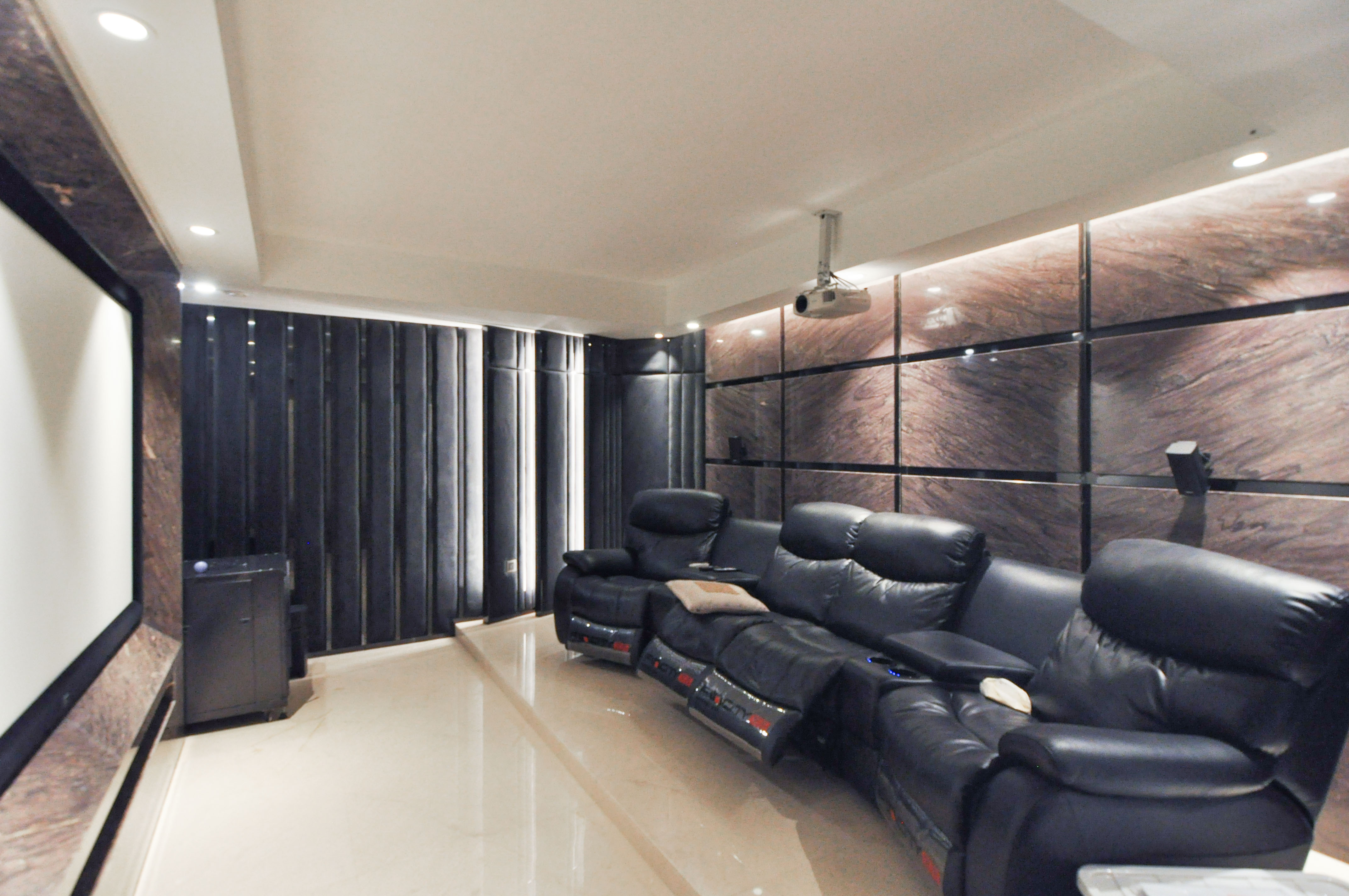 达美溪湖湾  5室3厅6卫    1480.0万 达美溪湖湾  5室3厅6卫    1480.0万其他