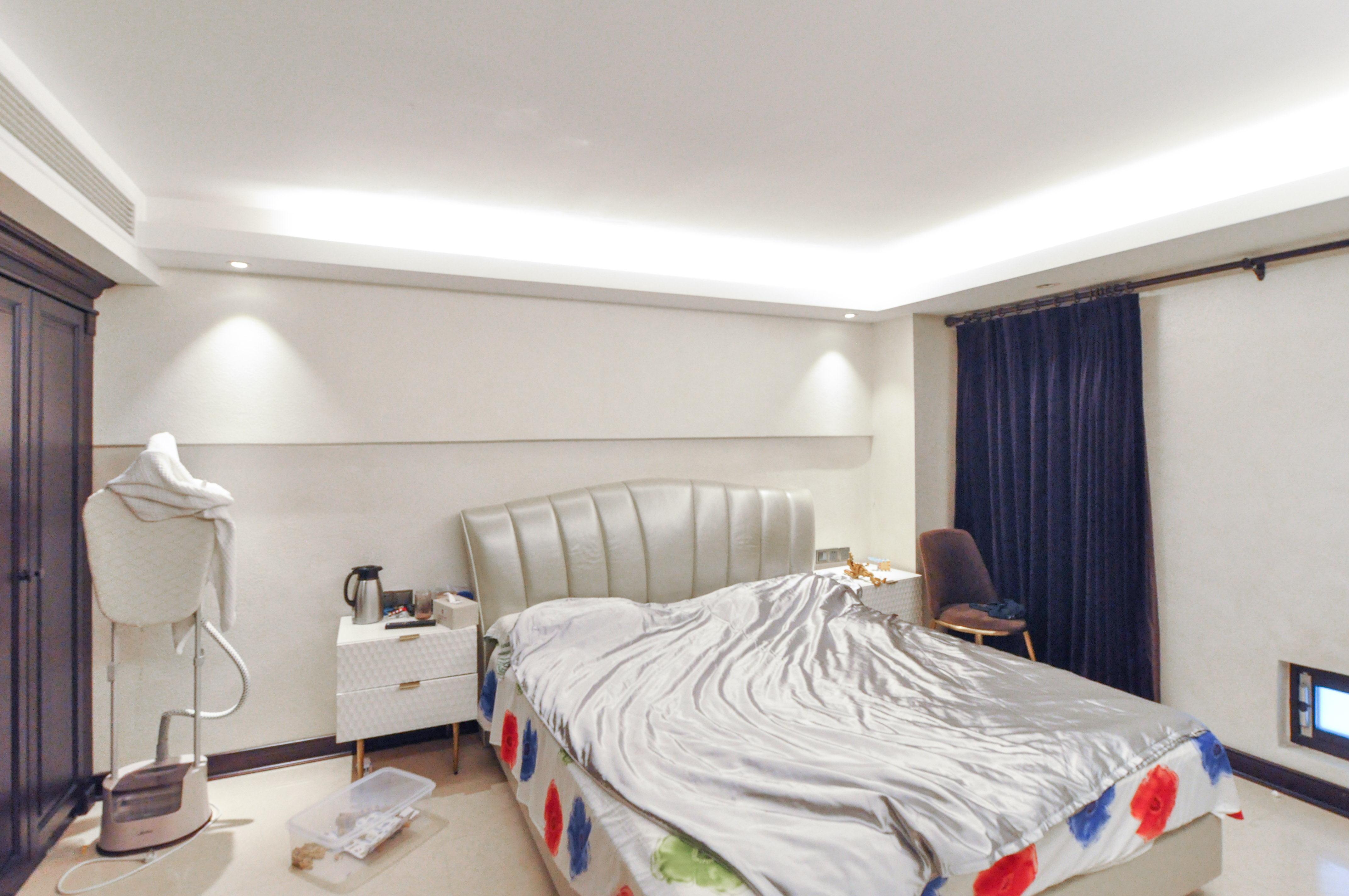 达美溪湖湾  5室3厅6卫    1480.0万 达美溪湖湾  5室3厅6卫    1480.0万卧室