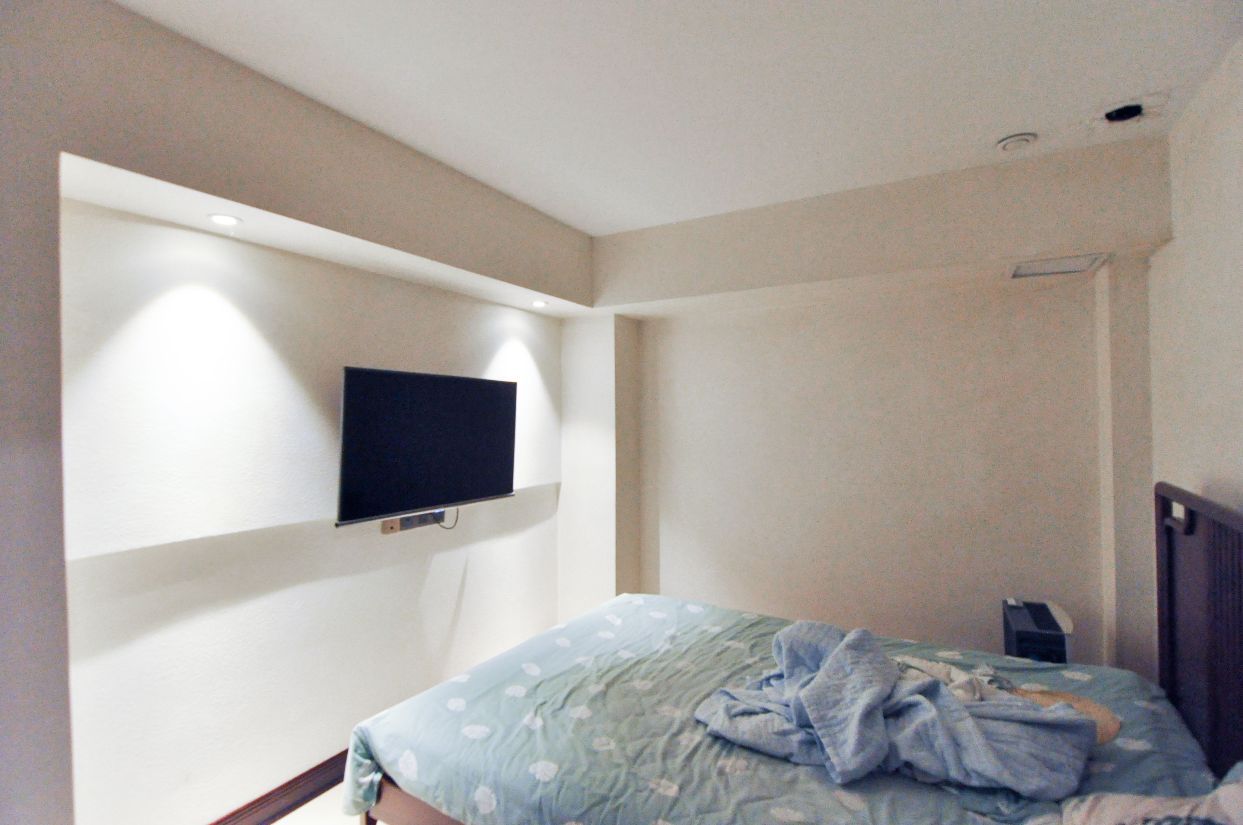 达美溪湖湾  5室3厅6卫    1480.0万 达美溪湖湾  5室3厅6卫    1480.0万卧室