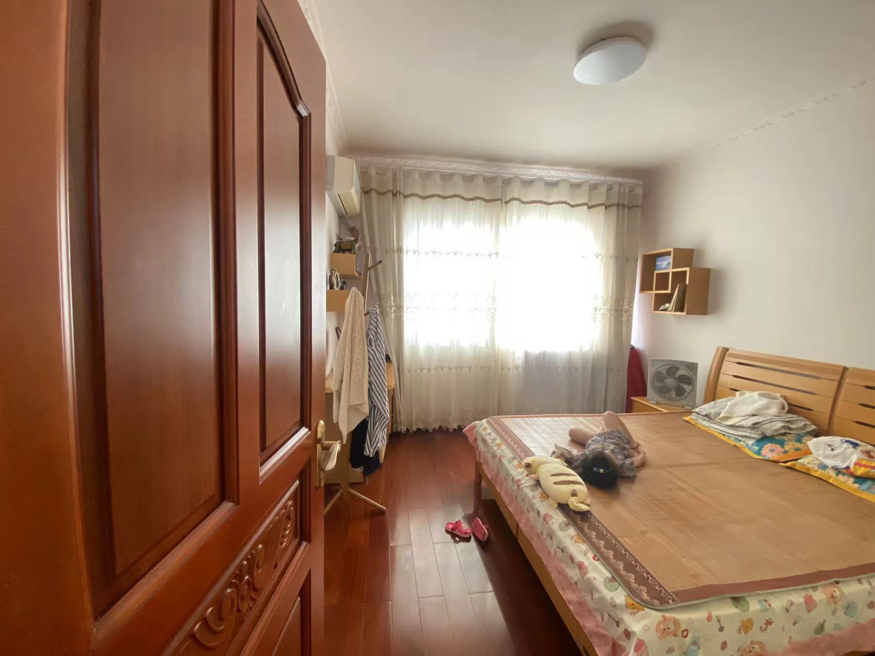 裕景龙苑 3室2厅2卫 50.0万 裕景龙苑 3室2厅2卫 50.0万室内图