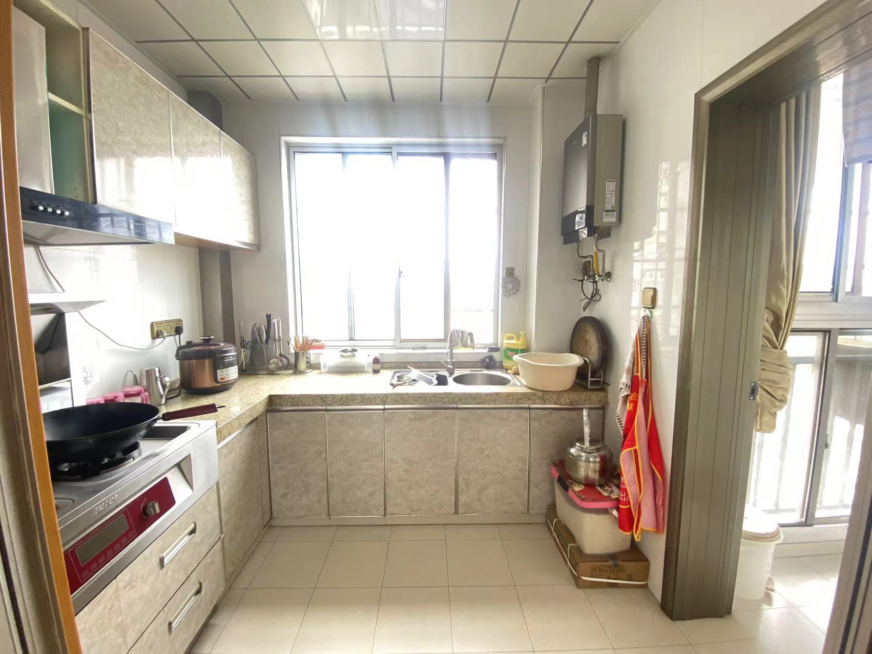 裕景龙苑 3室2厅2卫 50.0万 裕景龙苑 3室2厅2卫 50.0万室内图