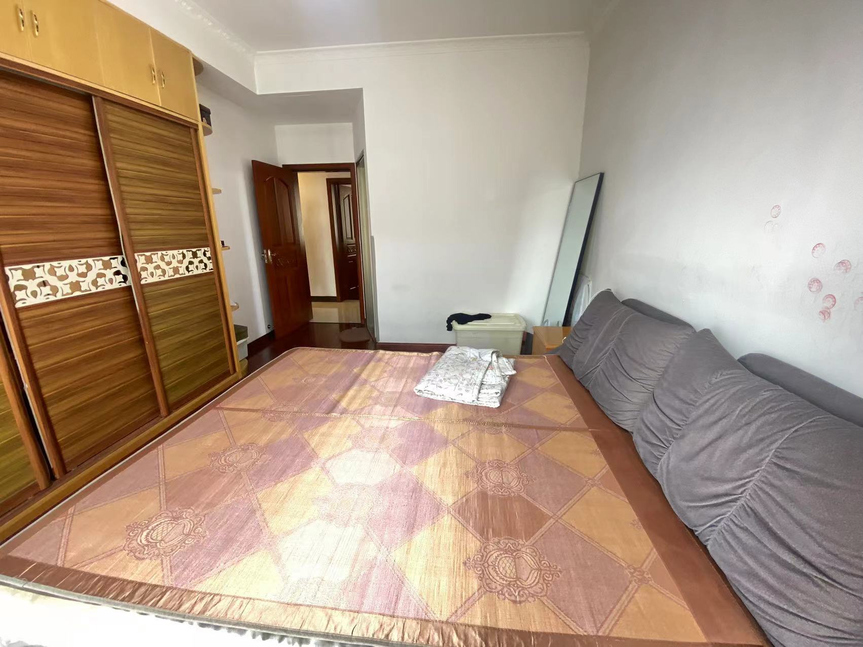 裕景龙苑 3室2厅2卫 50.0万 裕景龙苑 3室2厅2卫 50.0万室内图