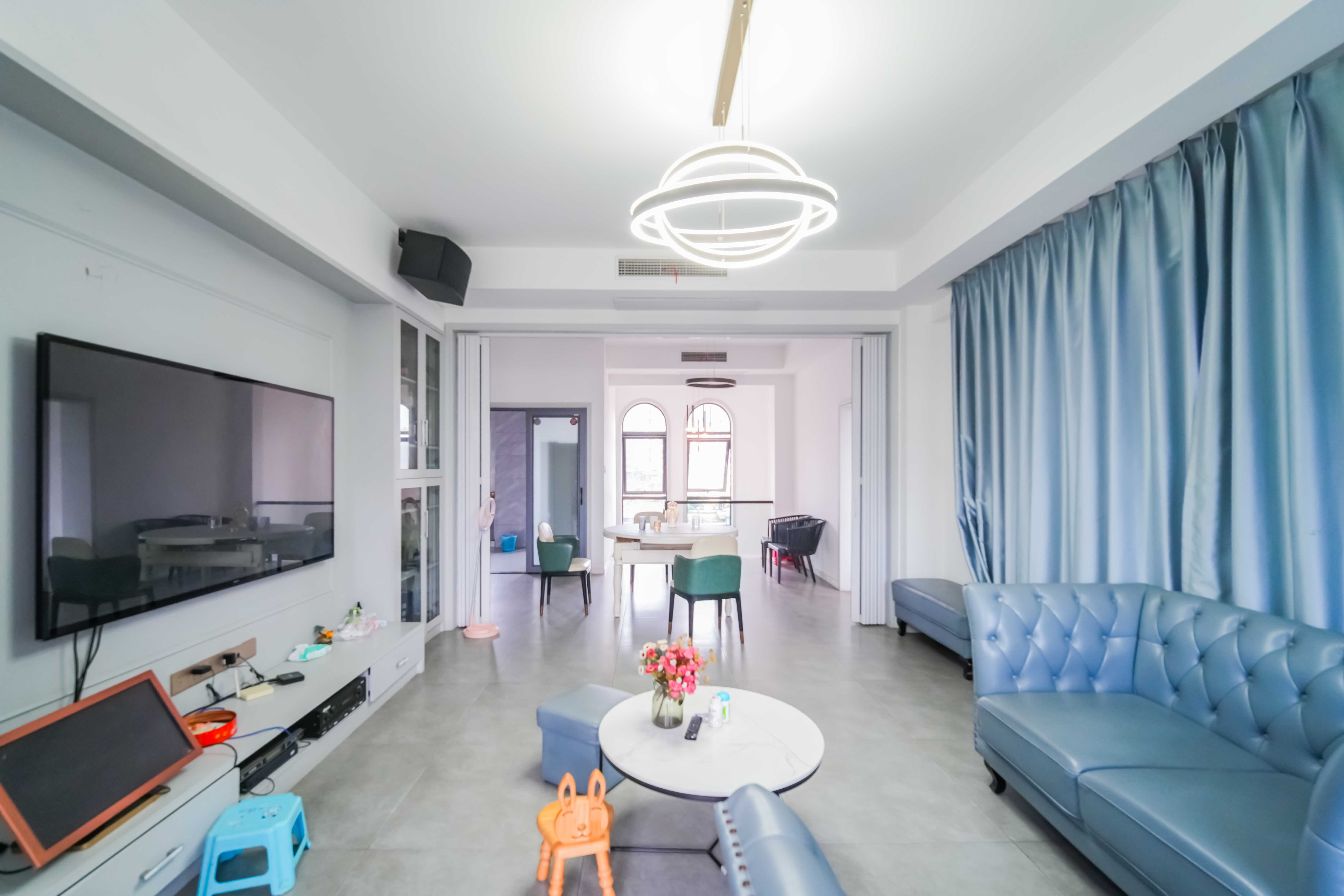 明昇壹城(明昇时代广场)一期 5室3厅3卫 468.0万 明昇壹城(明昇时代广场)一期 5室3厅3卫 468.0万客厅