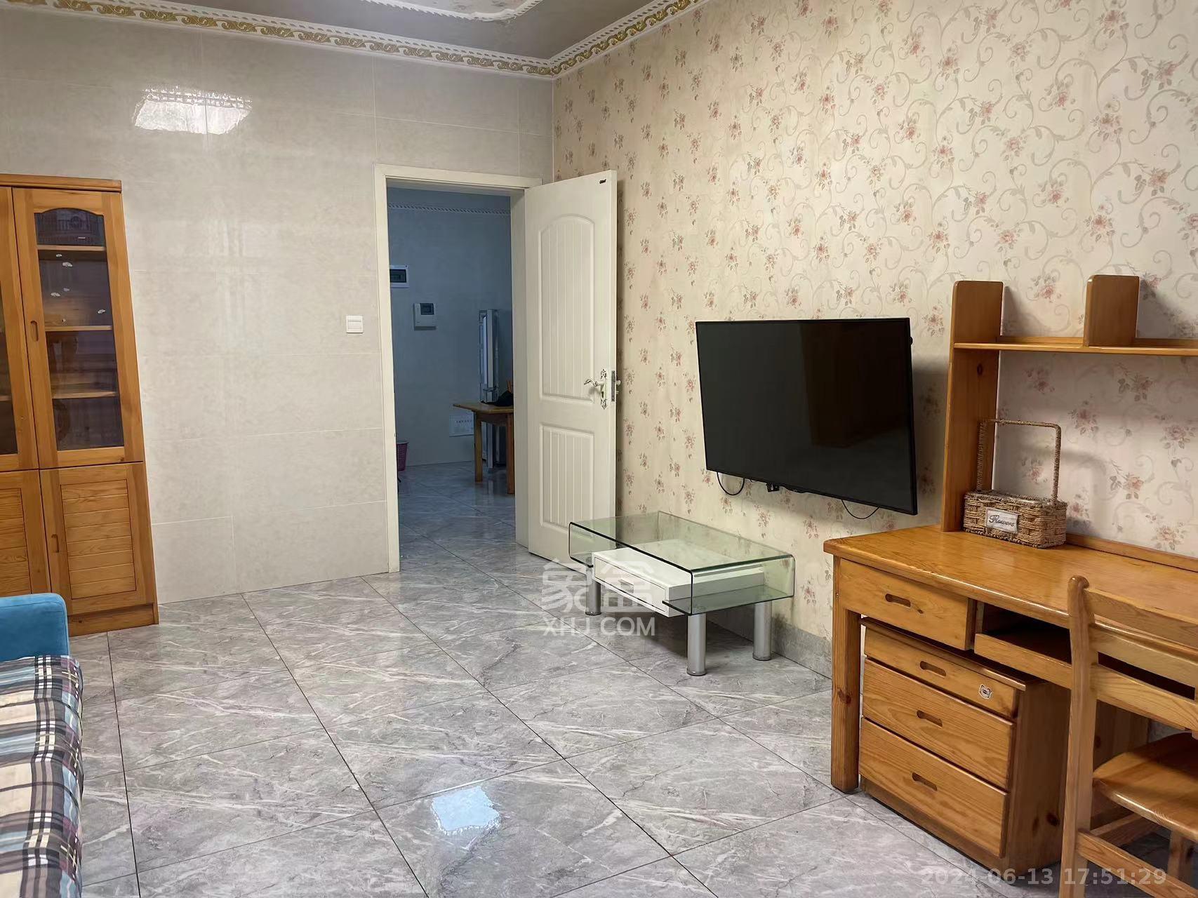 洋湖景园 2室2厅1卫 2000.0元/月 洋湖景园 2室2厅1卫 2000.0元/月室内图