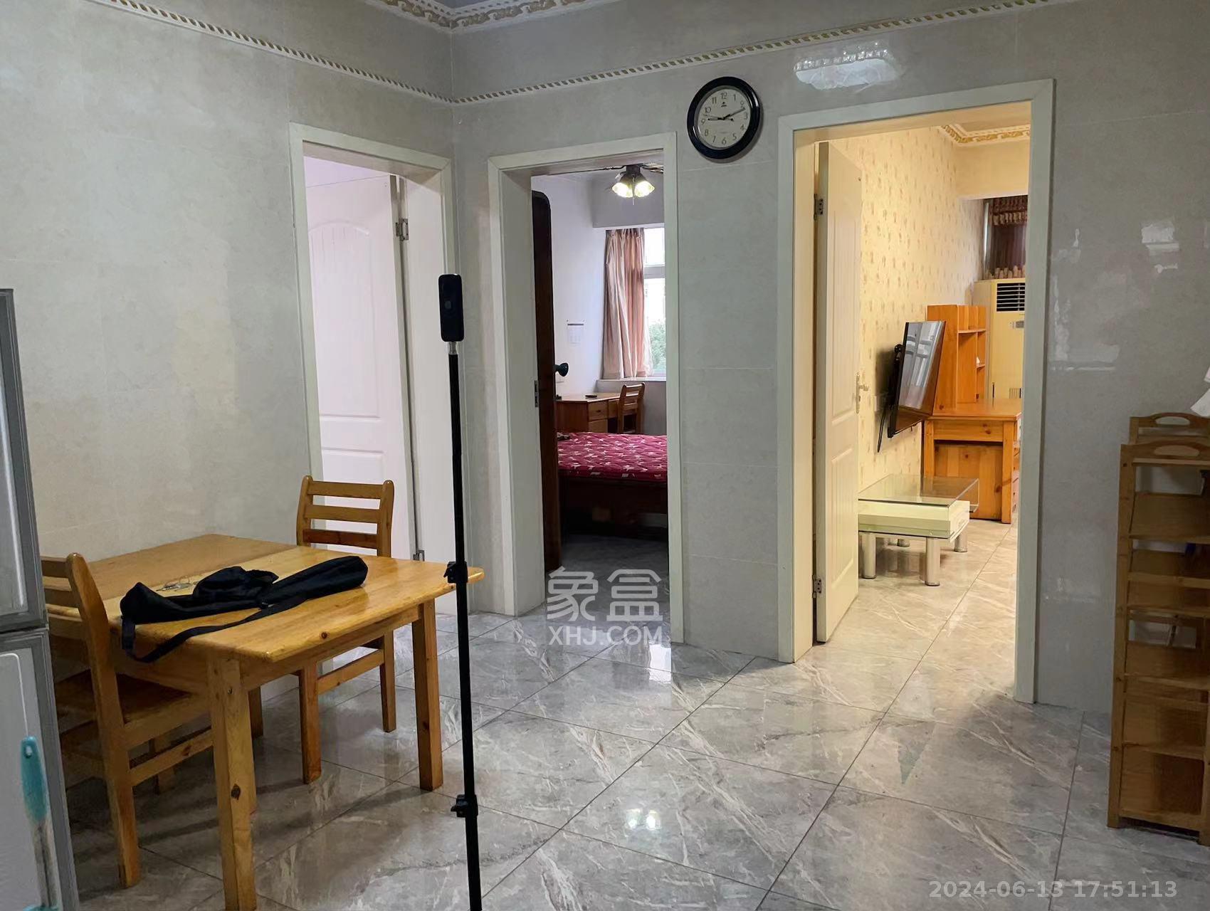 洋湖景园 2室2厅1卫 2000.0元/月 洋湖景园 2室2厅1卫 2000.0元/月小区图