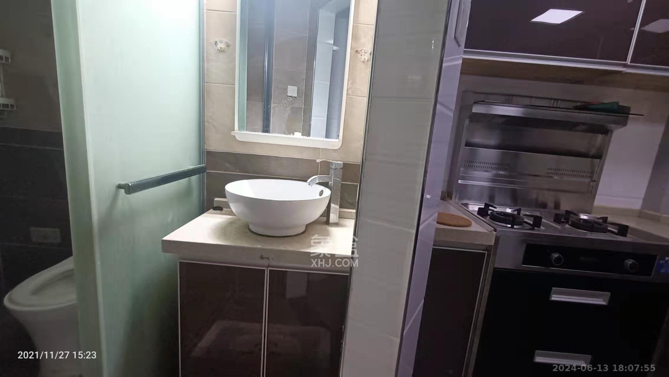 东怡外国(南湖一号) 1室1厅1卫 2800.0元/月 东怡外国(南湖一号) 1室1厅1卫 2800.0元/月室内图