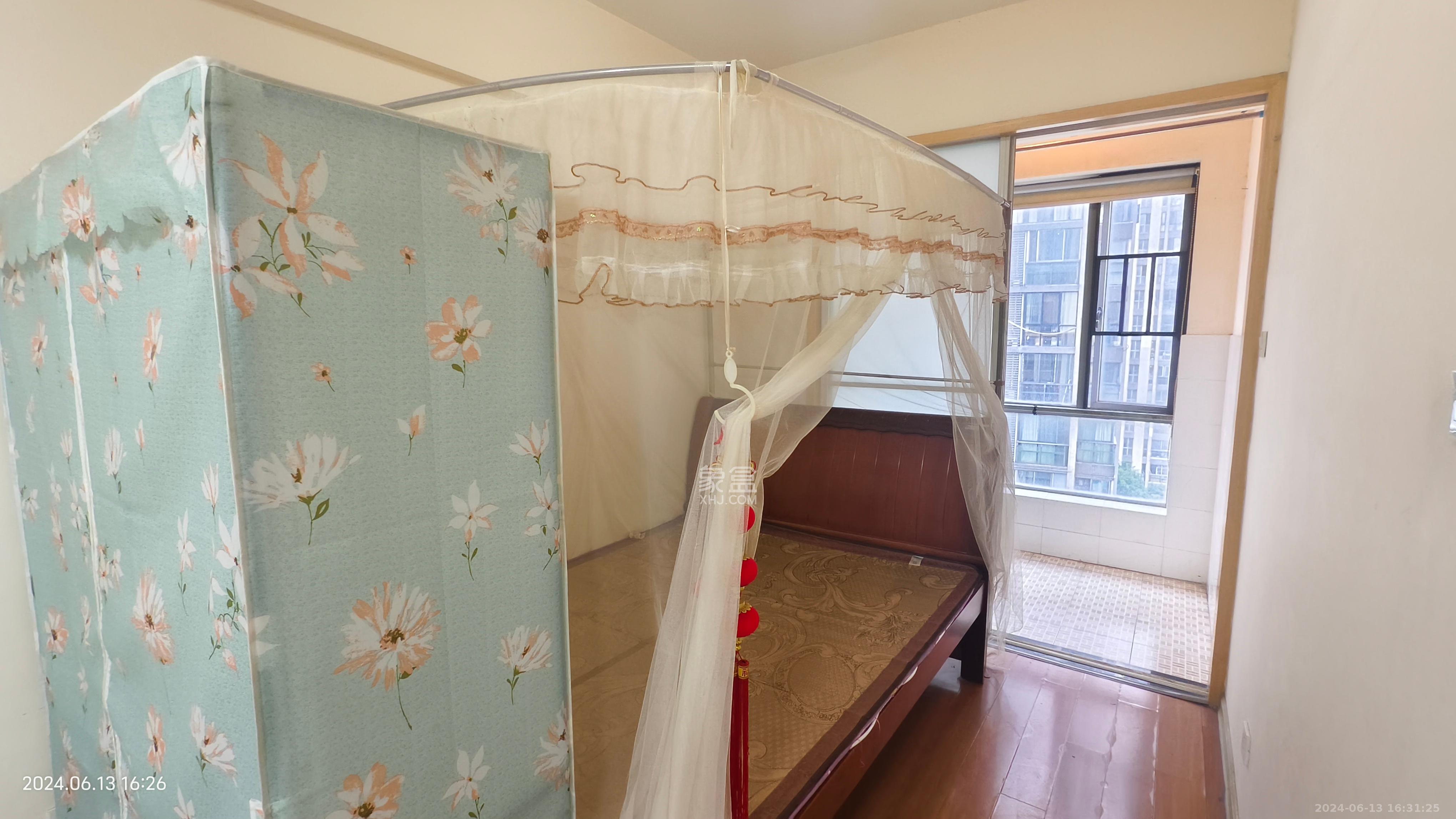 建鸿达华都（华都小户型及大华写字楼）  2室1厅1卫    2600.0元/月室内图