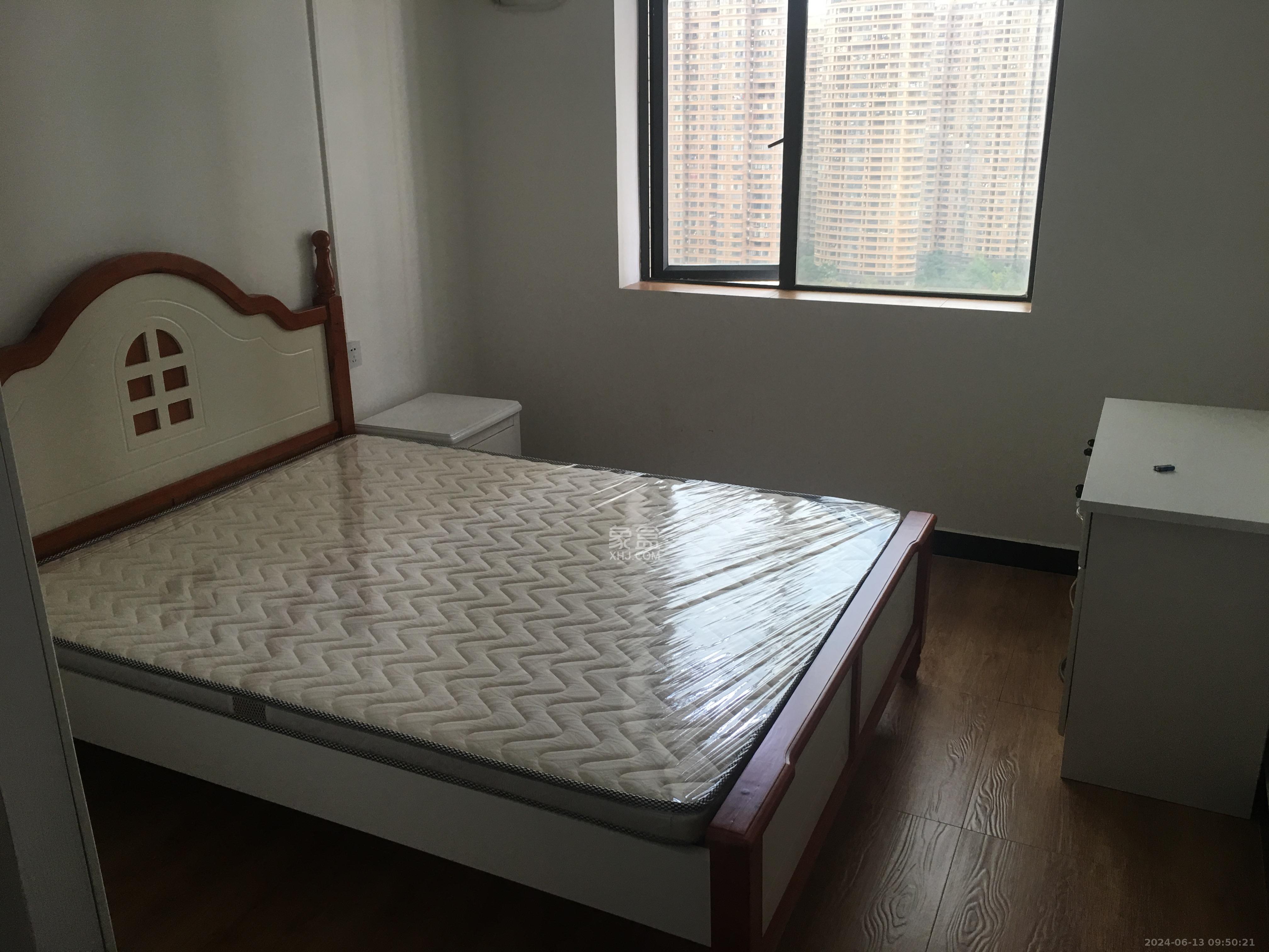 山水熙园  5室2厅2卫   900.00元/月室内图