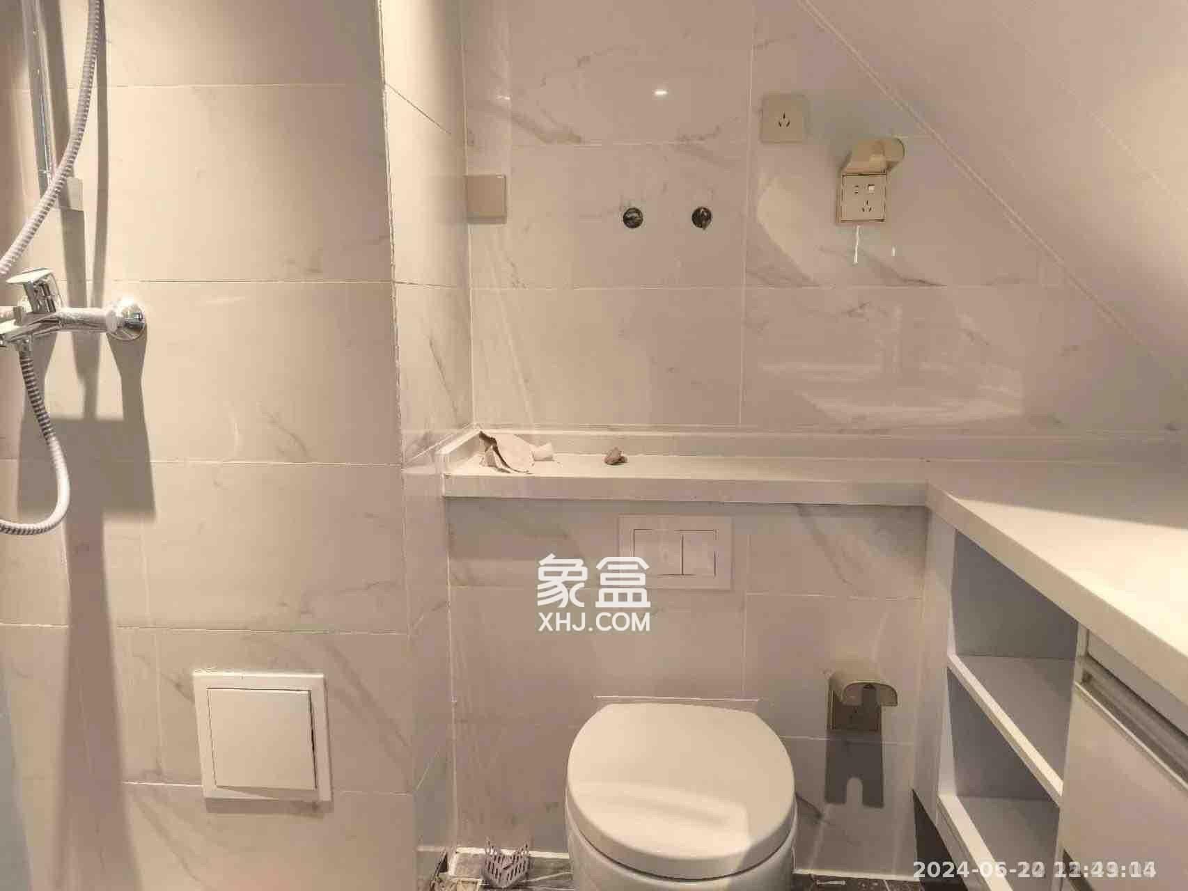 正荣梅溪紫阙台  2室2厅1卫   2000.00元/月室内图