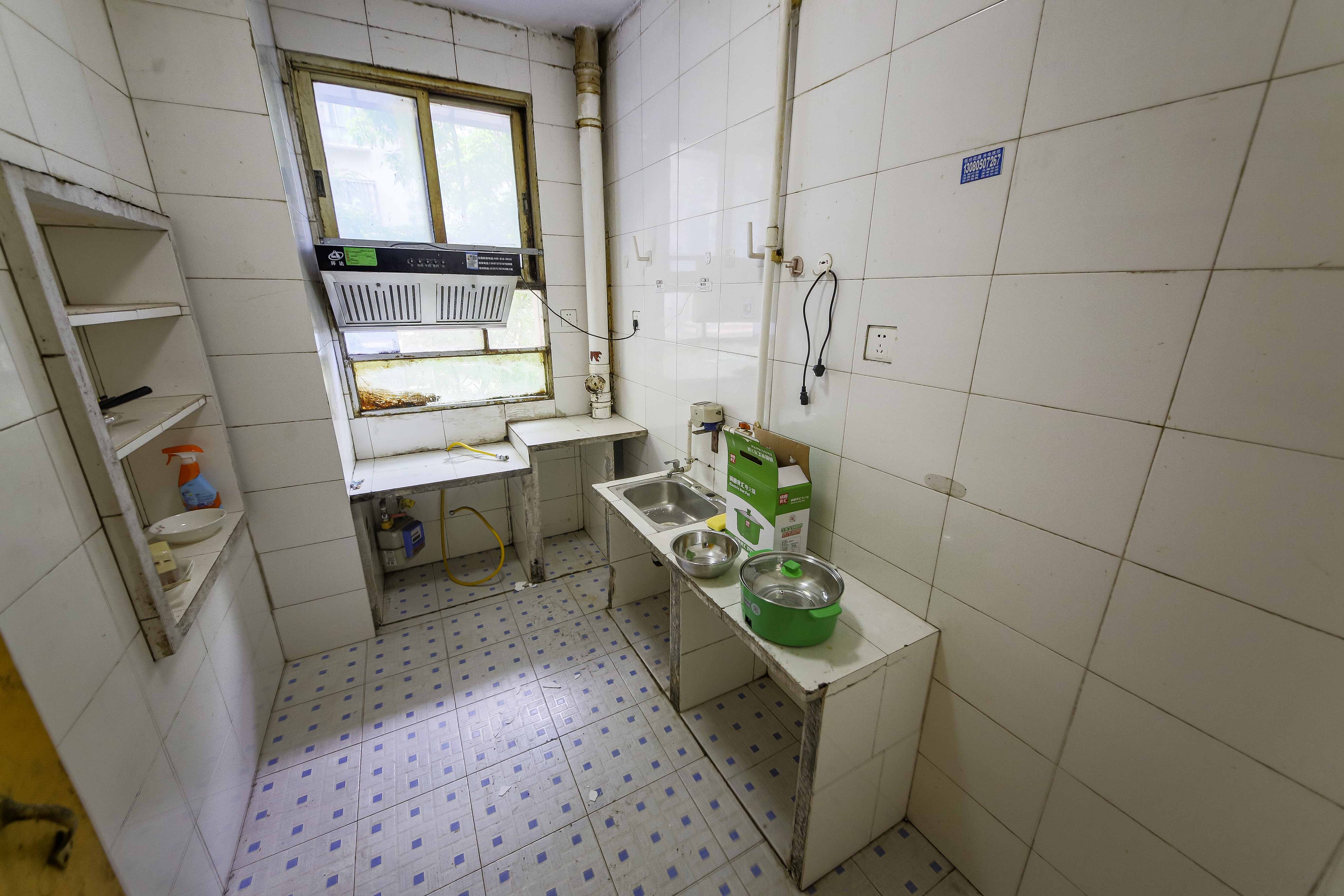 佳乐公寓  2室2厅1卫    48.0万厨房