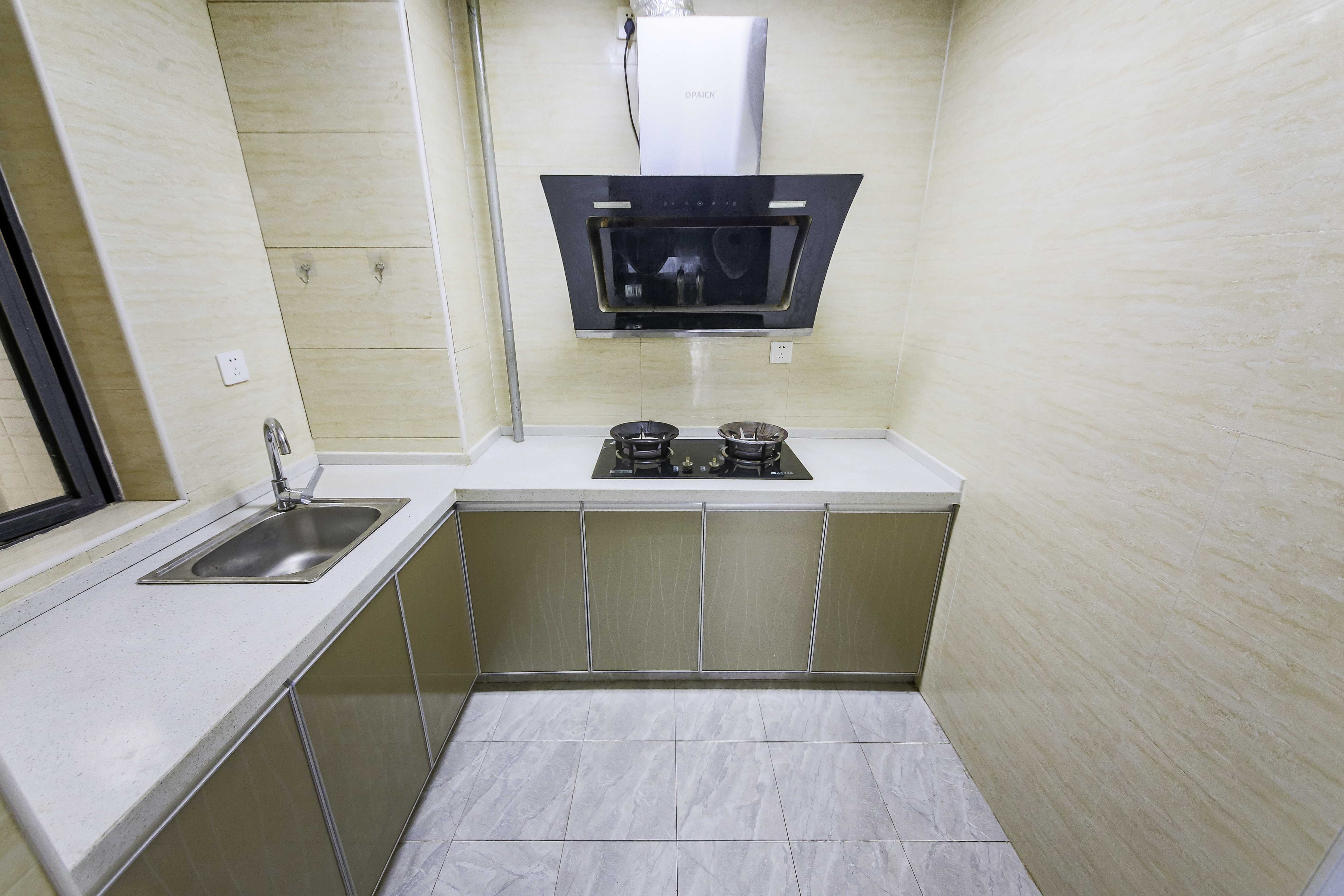 丽水熙园 2室2厅1卫 76.0万 丽水熙园 2室2厅1卫 76.0万厨房