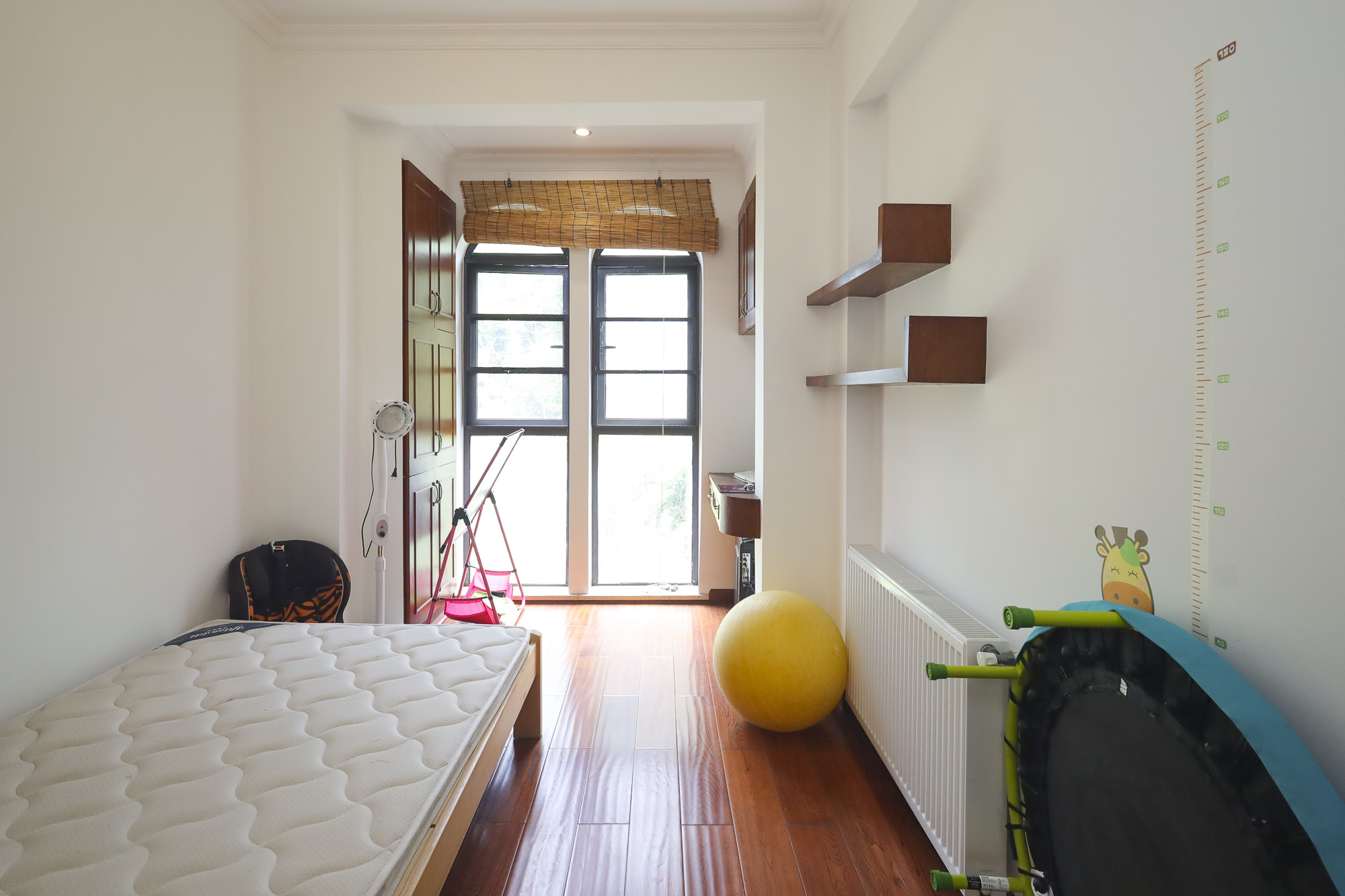 幸福考拉  3室2厅2卫    103.8万卧室