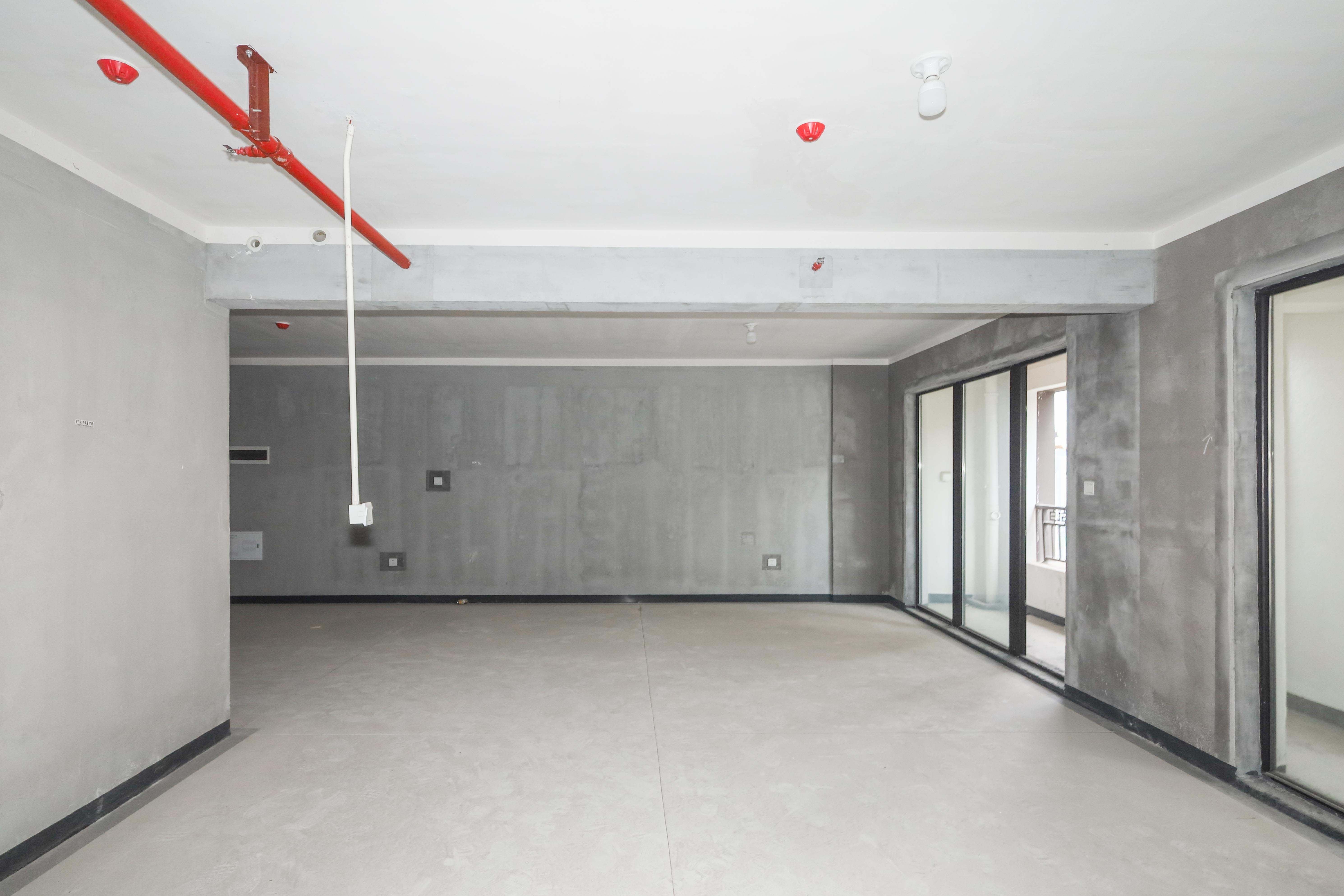 建发央著  4室2厅2卫   220.00万客厅