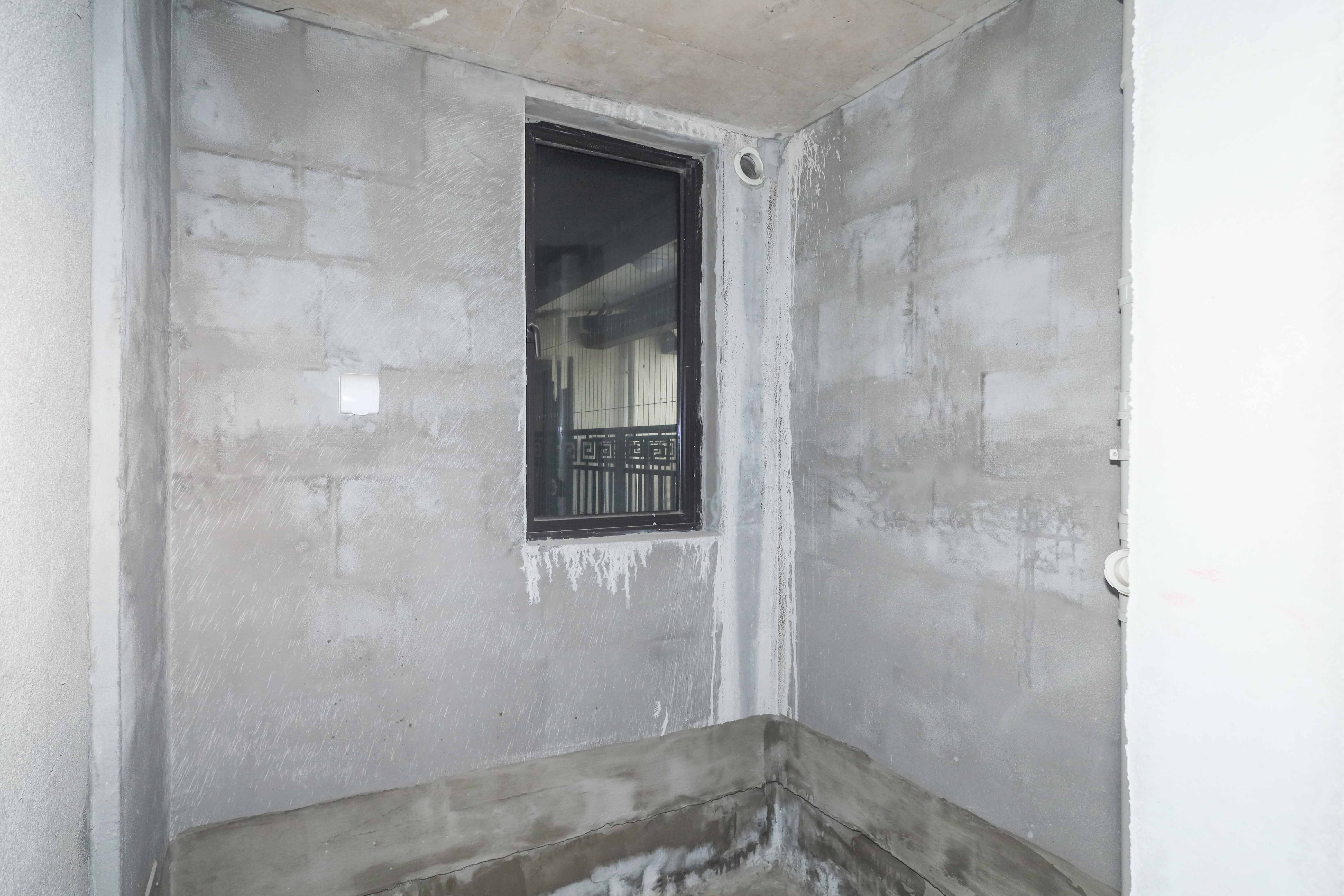 建发央著  4室2厅2卫   220.00万卫生间