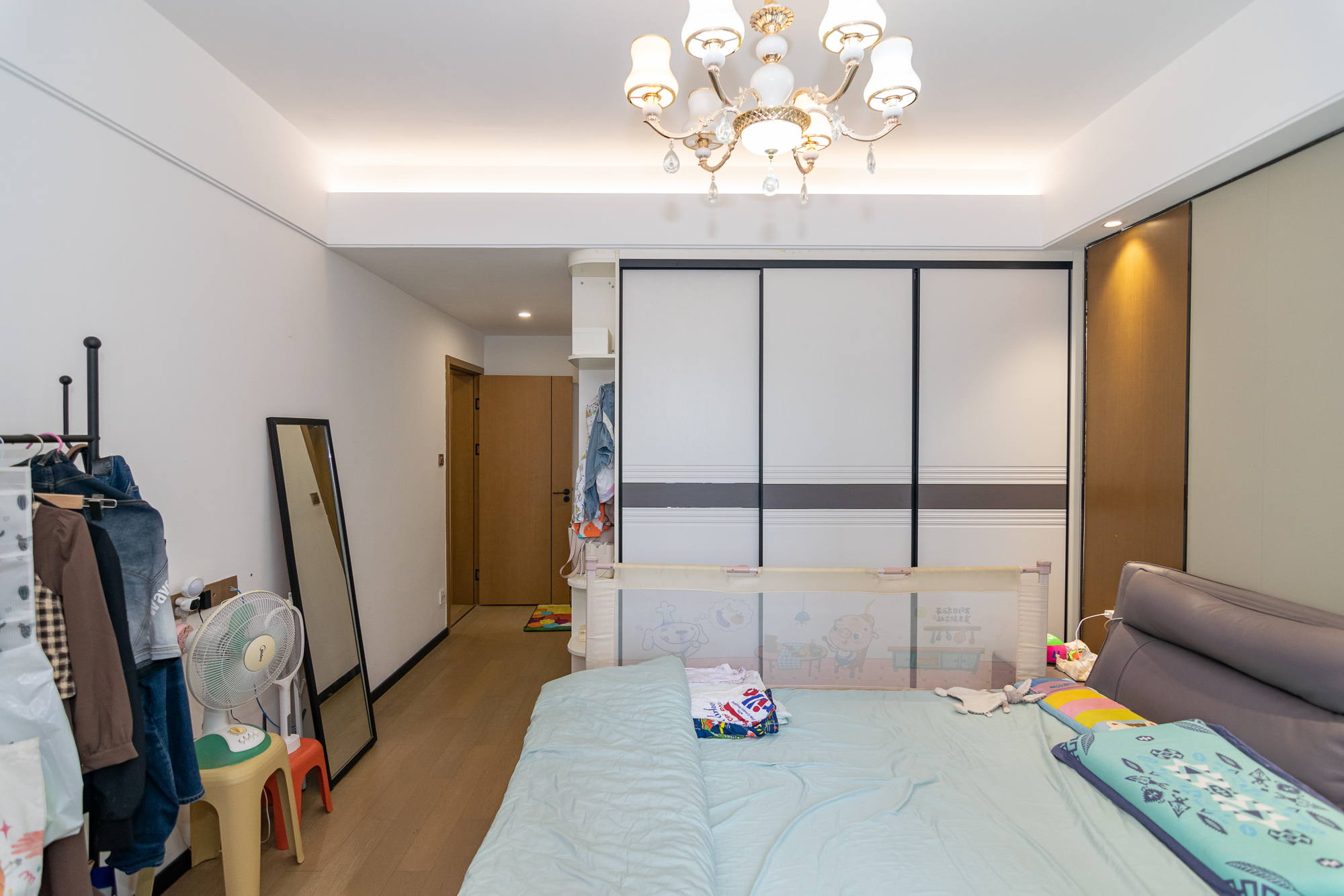 润和美郡(润和紫郡五期) 5室2厅2卫 143.8万 润和美郡(润和紫郡五期) 5室2厅2卫 143.8万卧室