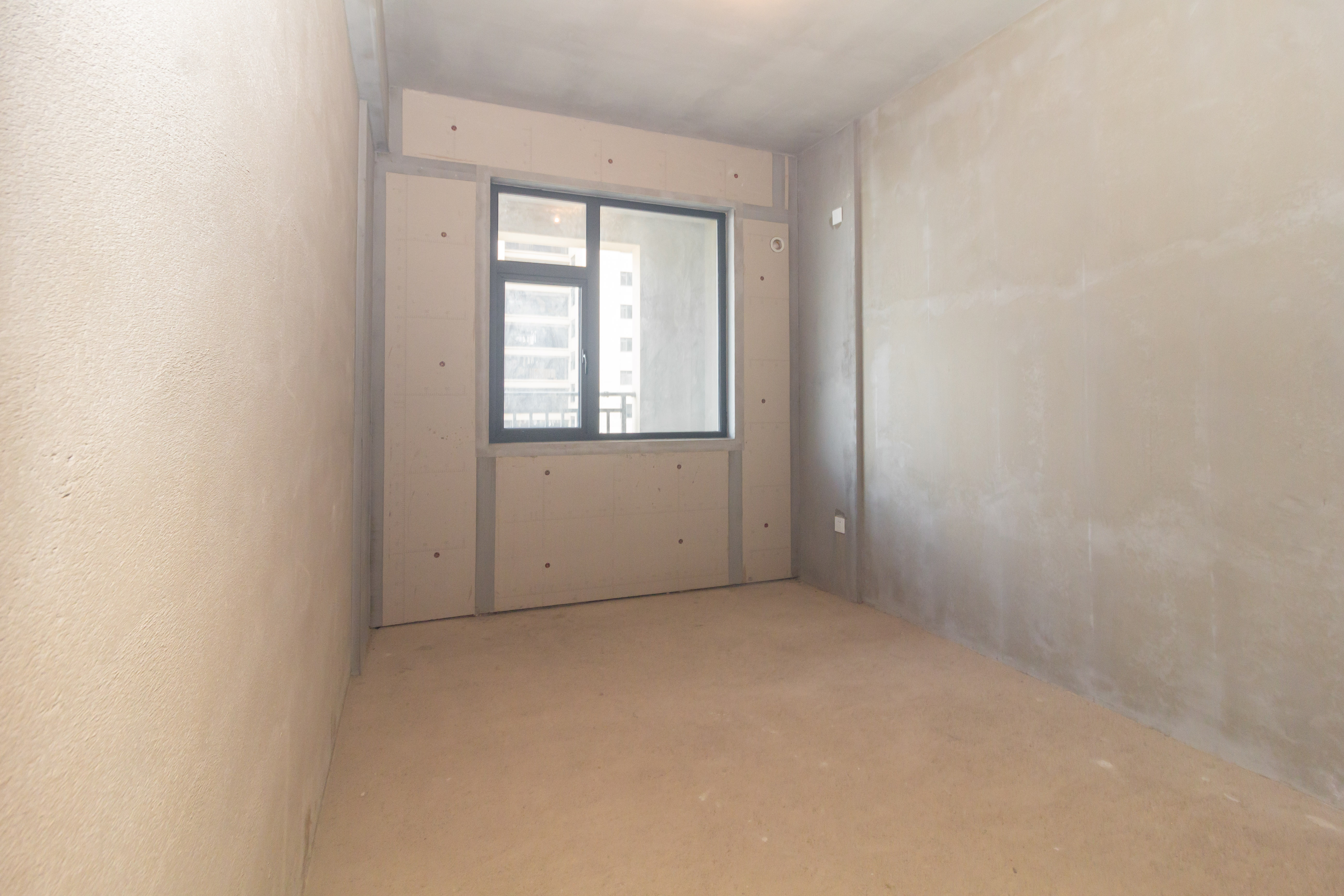 日盛湖湘花苑 3室2厅2卫 75.8万 日盛湖湘花苑 3室2厅2卫 75.8万卧室