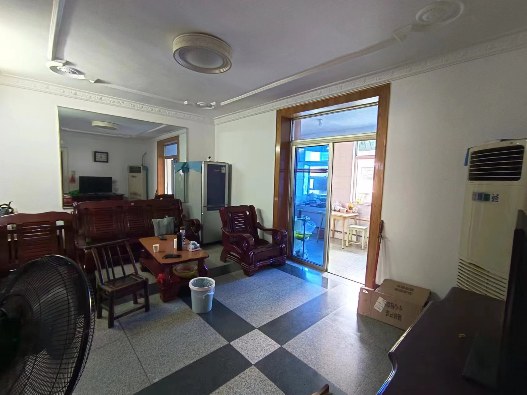 建设北路先锋村 2室2厅1卫 23.0万 建设北路先锋村 2室2厅1卫 23.0万室内图