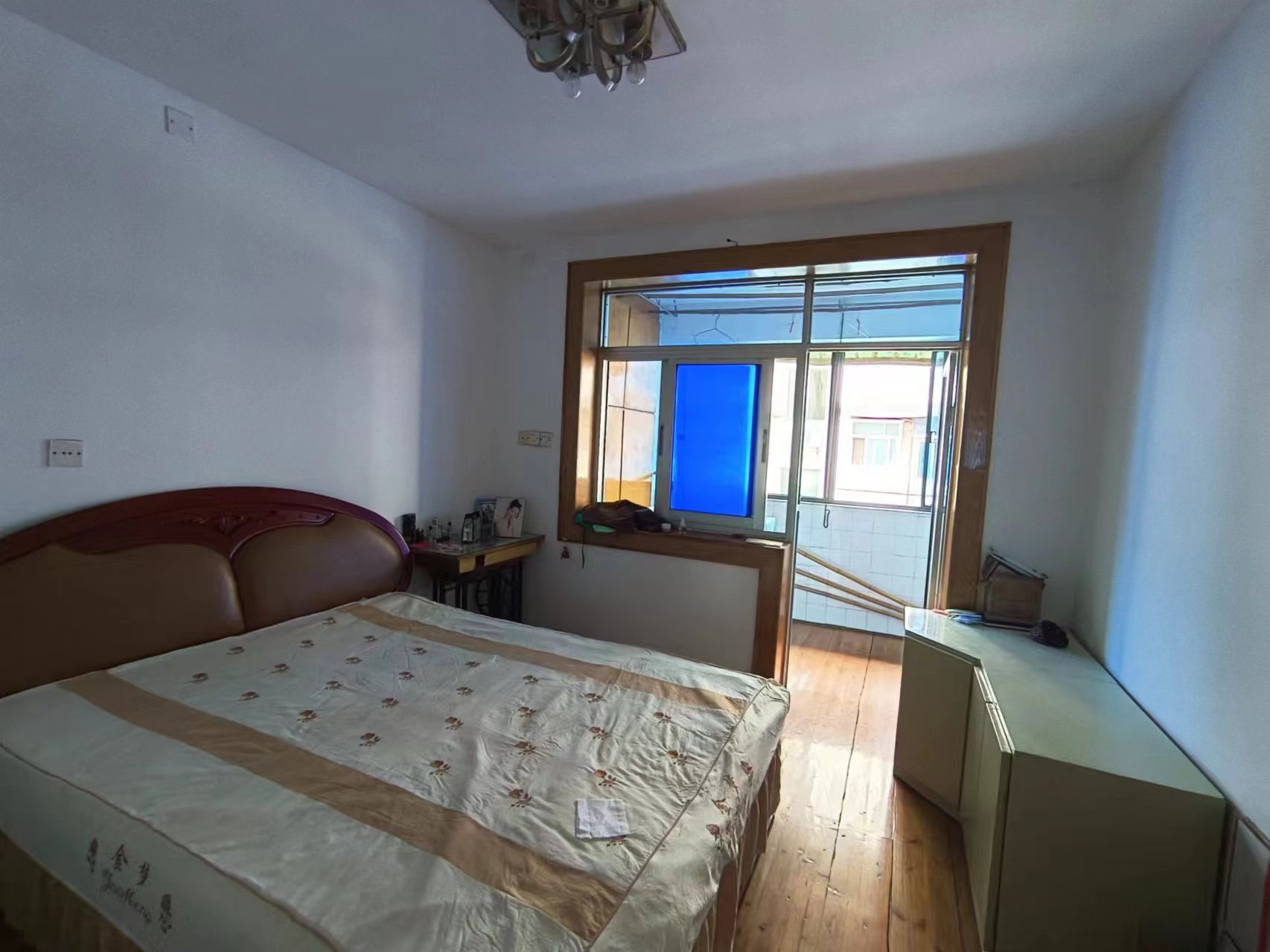 建设北路先锋村 2室2厅1卫 23.0万 建设北路先锋村 2室2厅1卫 23.0万室内图