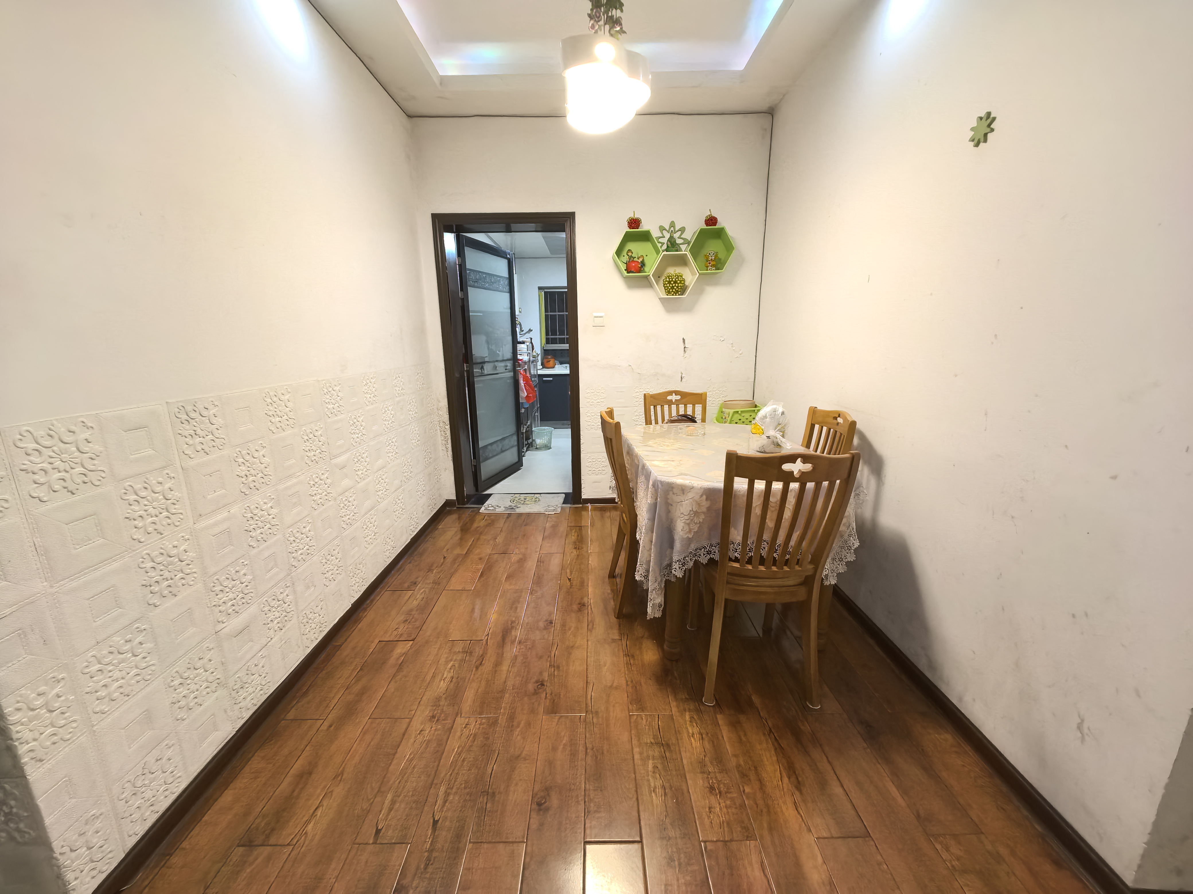 阳光爱琴海 2室2厅1卫 32.8万 阳光爱琴海 2室2厅1卫 32.8万室内图